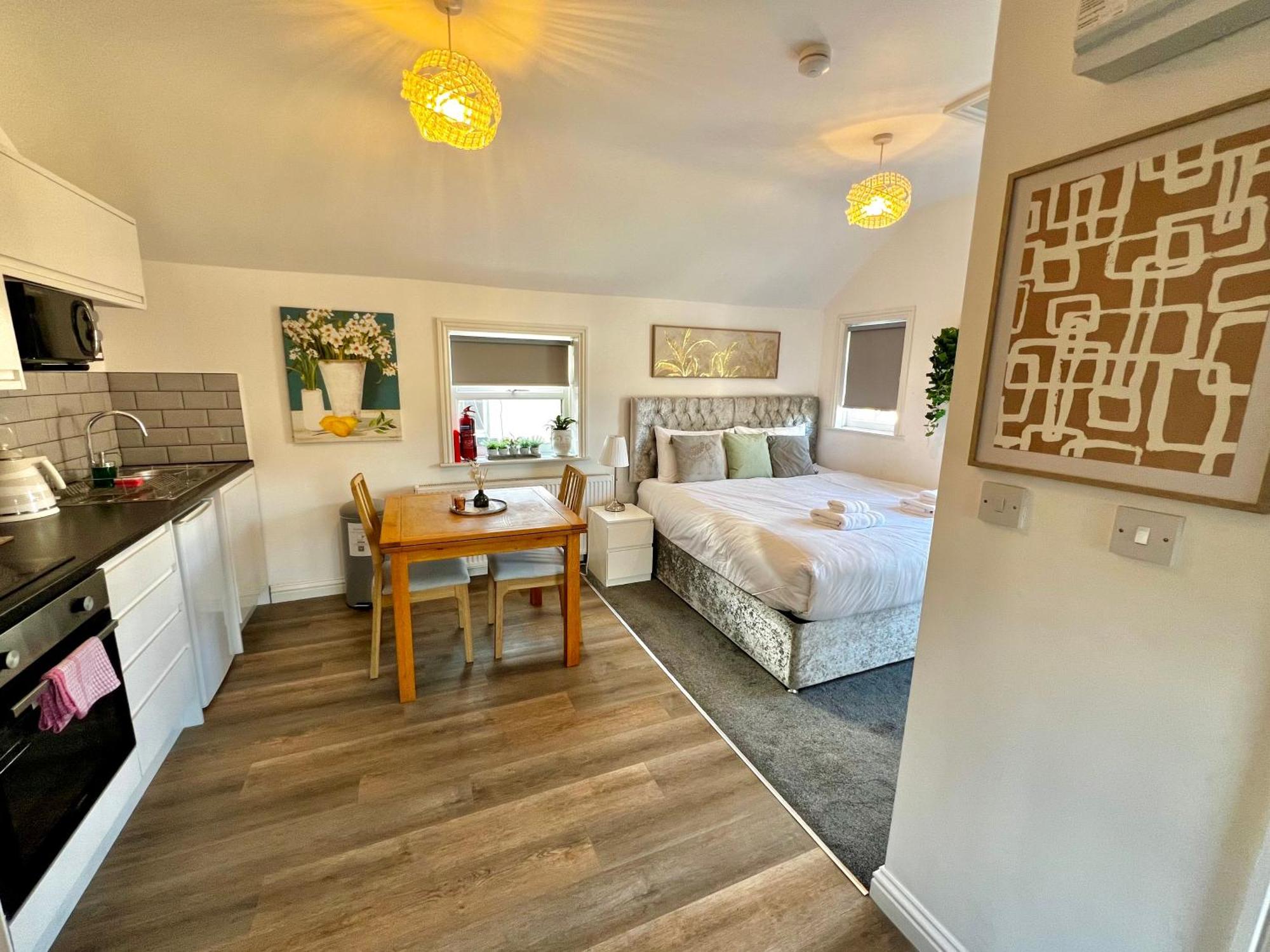 Granada At Pleasure Apartment *