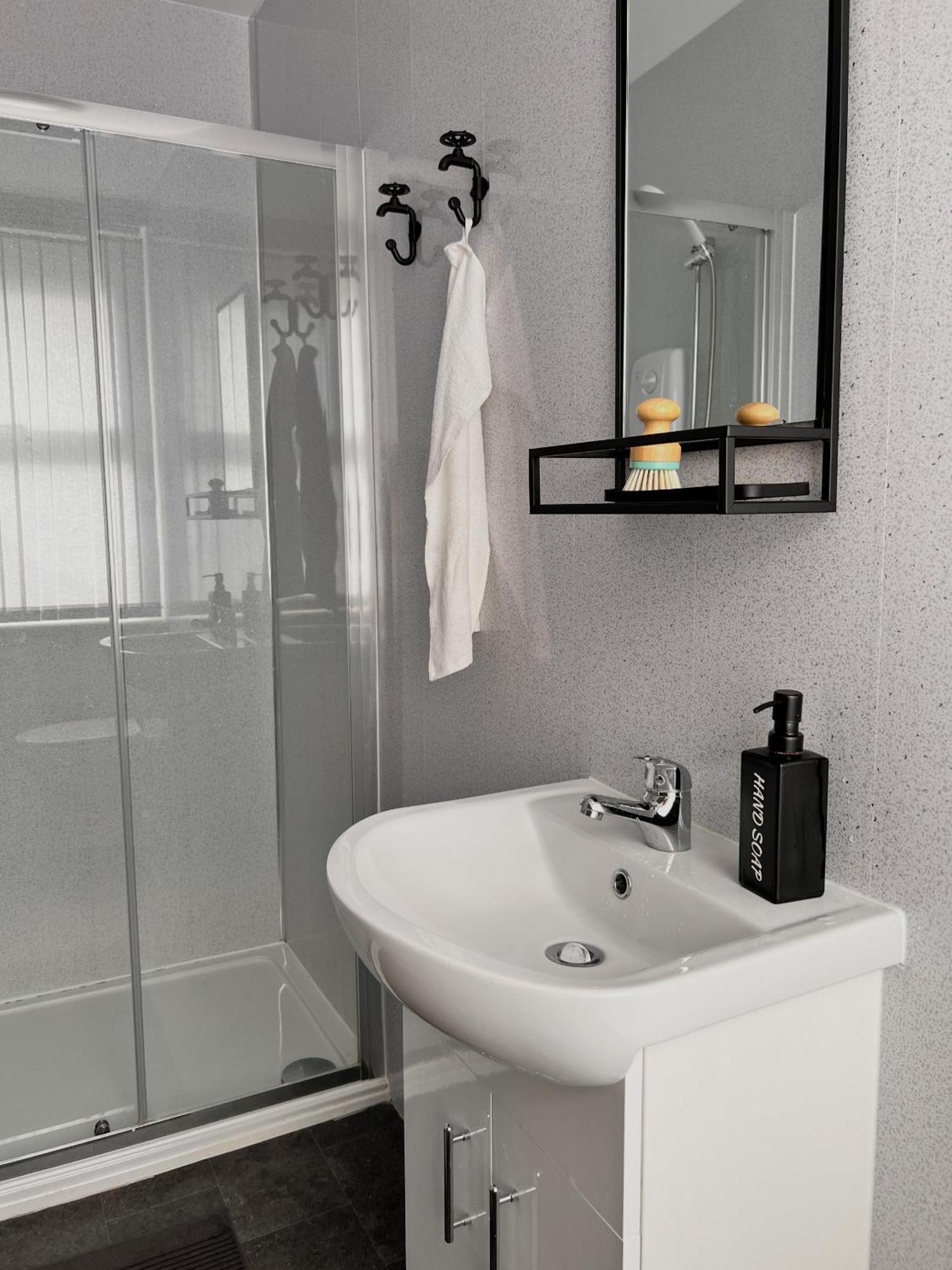Apartment 3