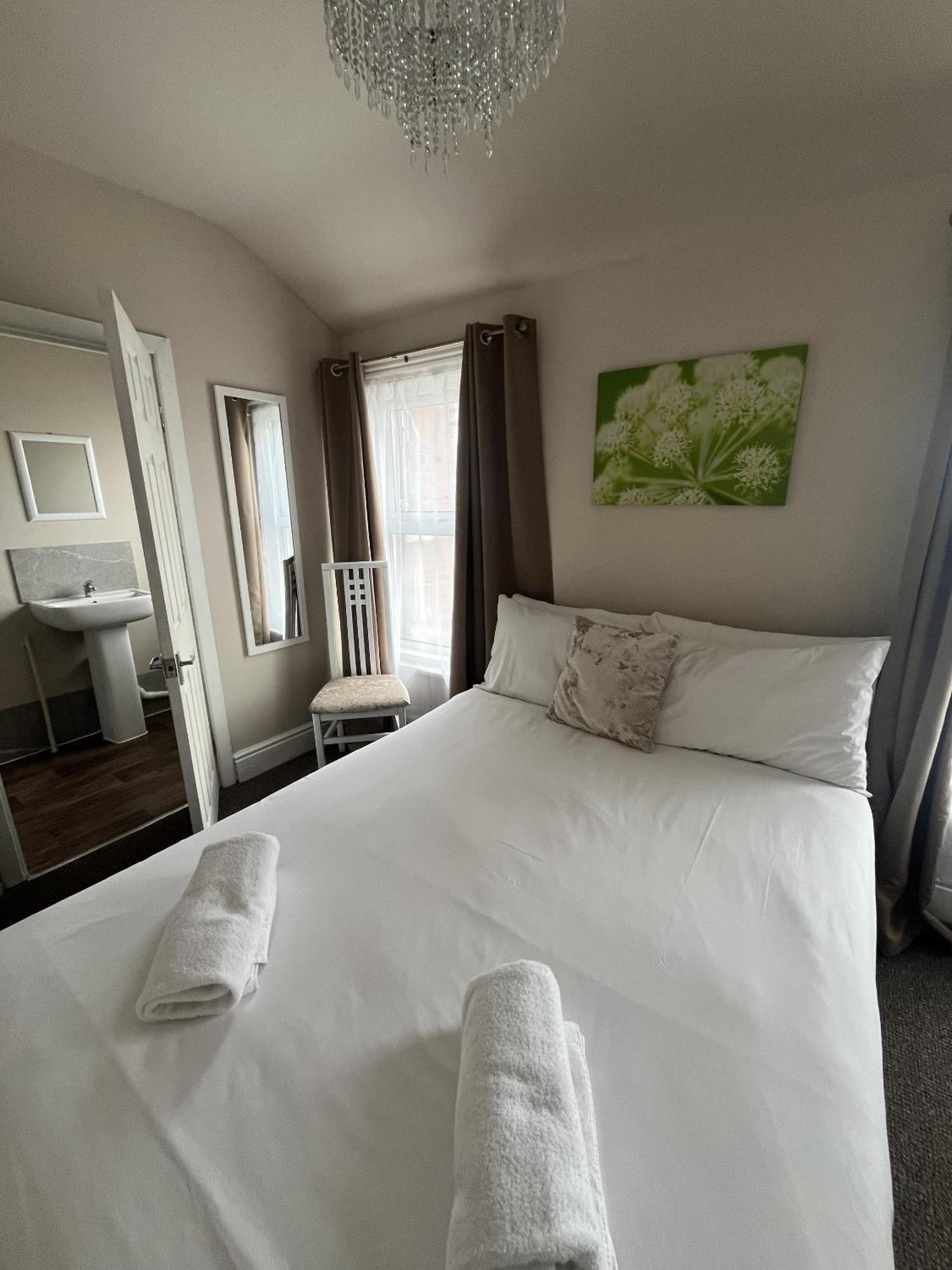 Guest house At 25