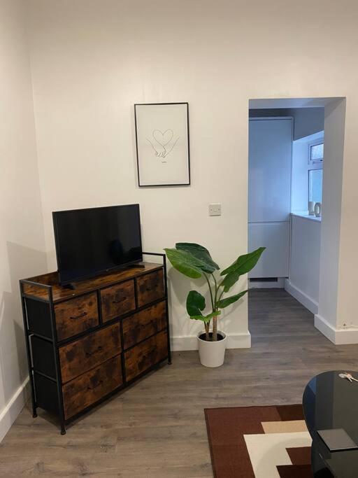 Apartment Beautiful & Spacious In Centre