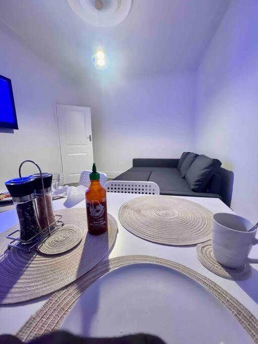 Holiday home Parking Walk To Tower Winter Gardens And Main Attractions Blackpool