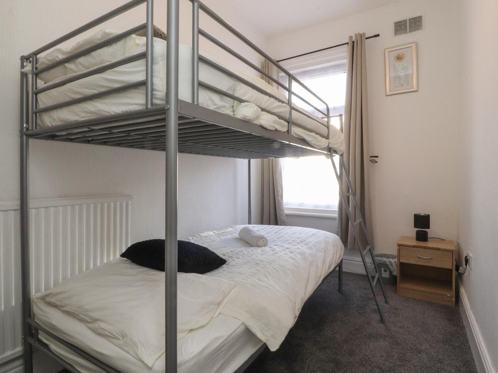 Holiday home 21 Eaves Street Blackpool