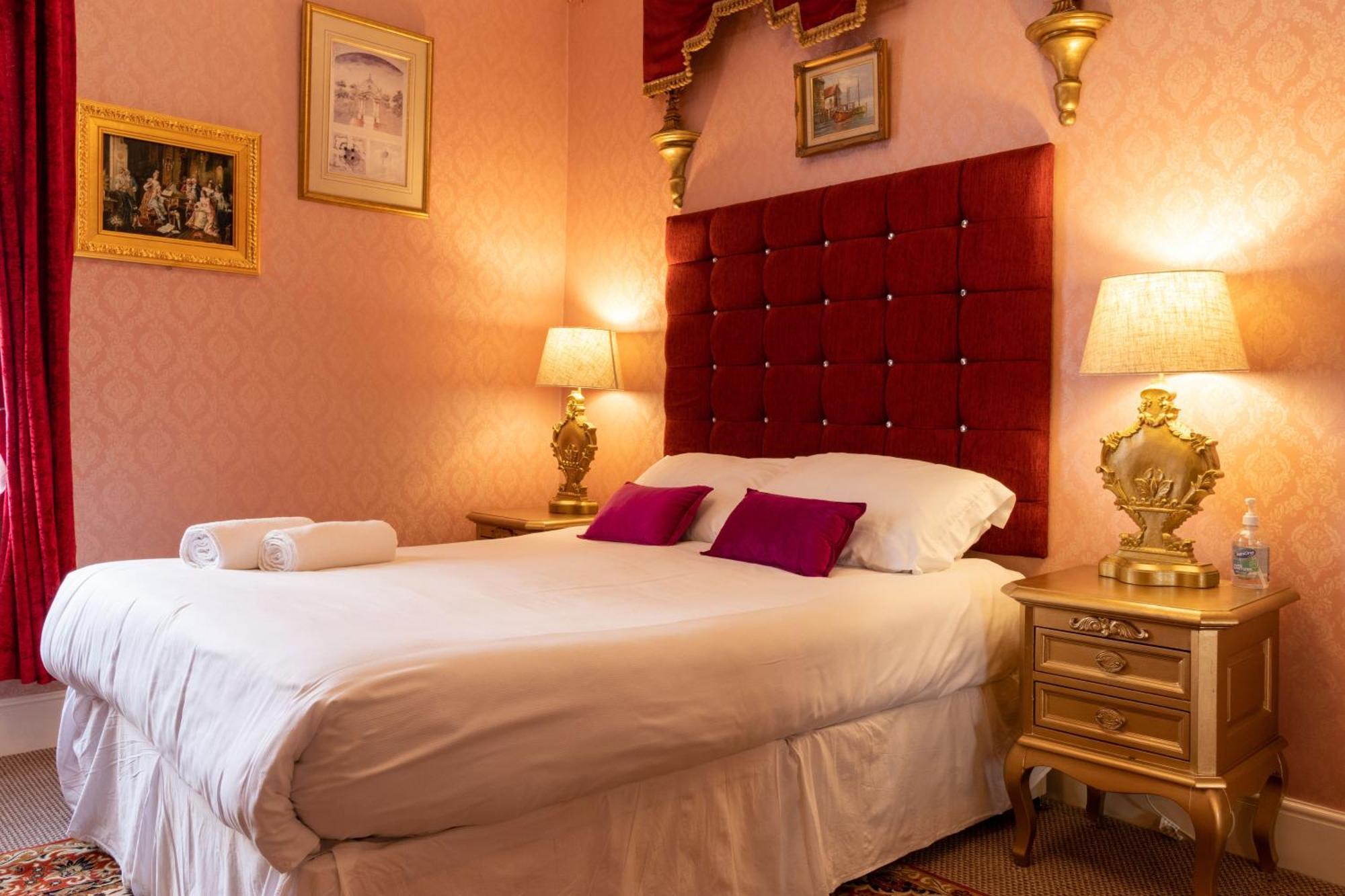 Hotel Rouge 4*