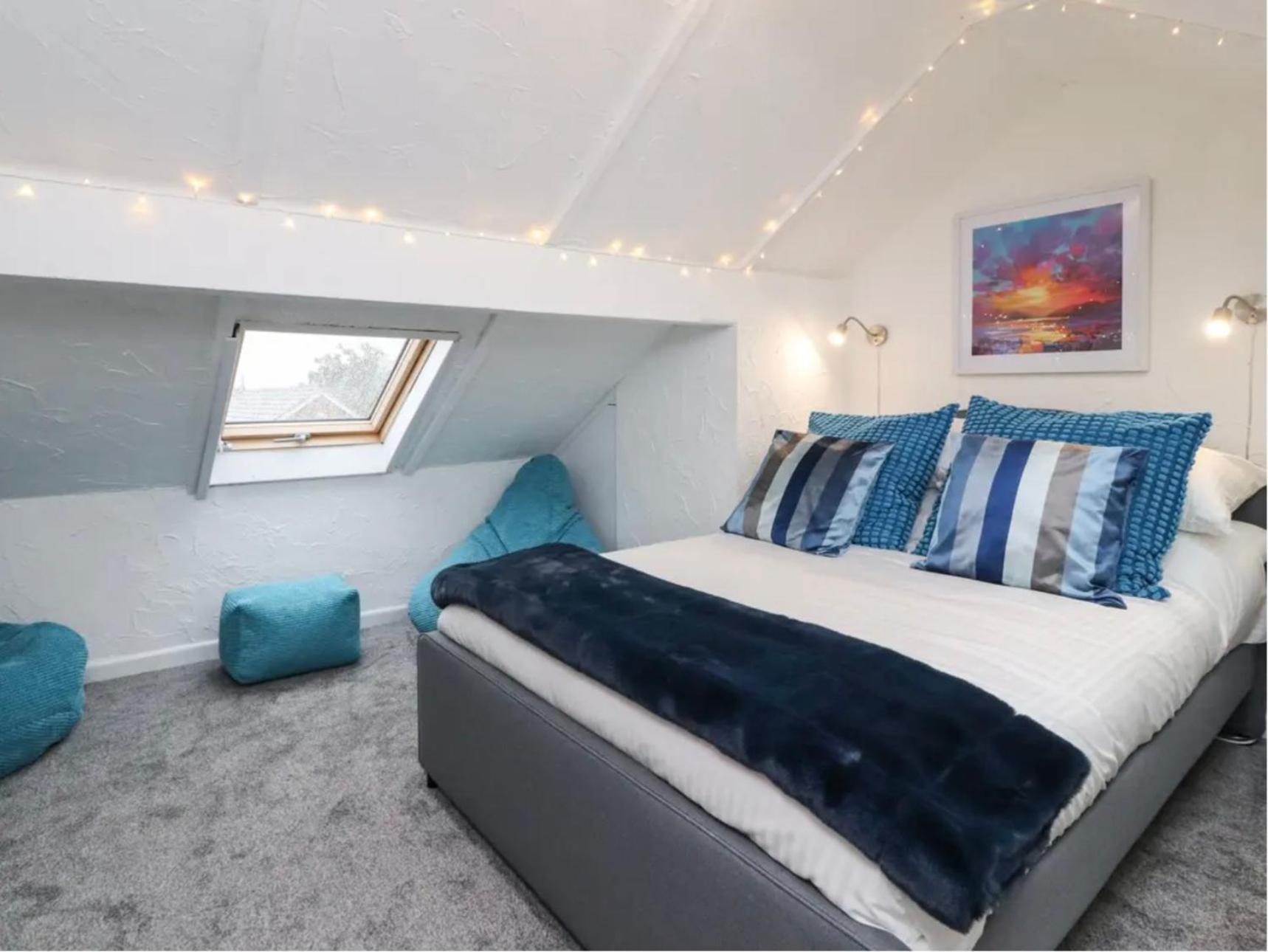Kitty - 3 Bedroom - Warm And Welcoming - Sleeps 5 - Holiday home