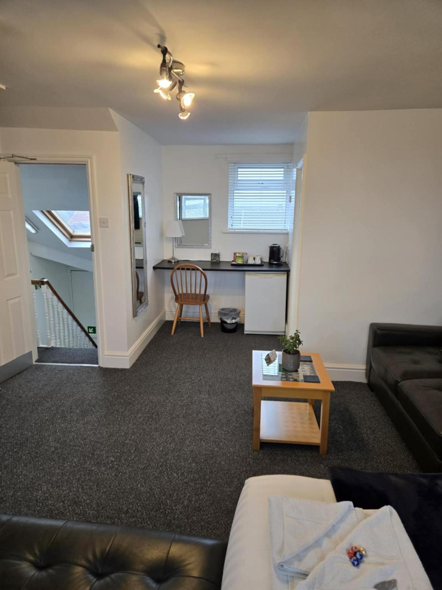 Q - Guest house