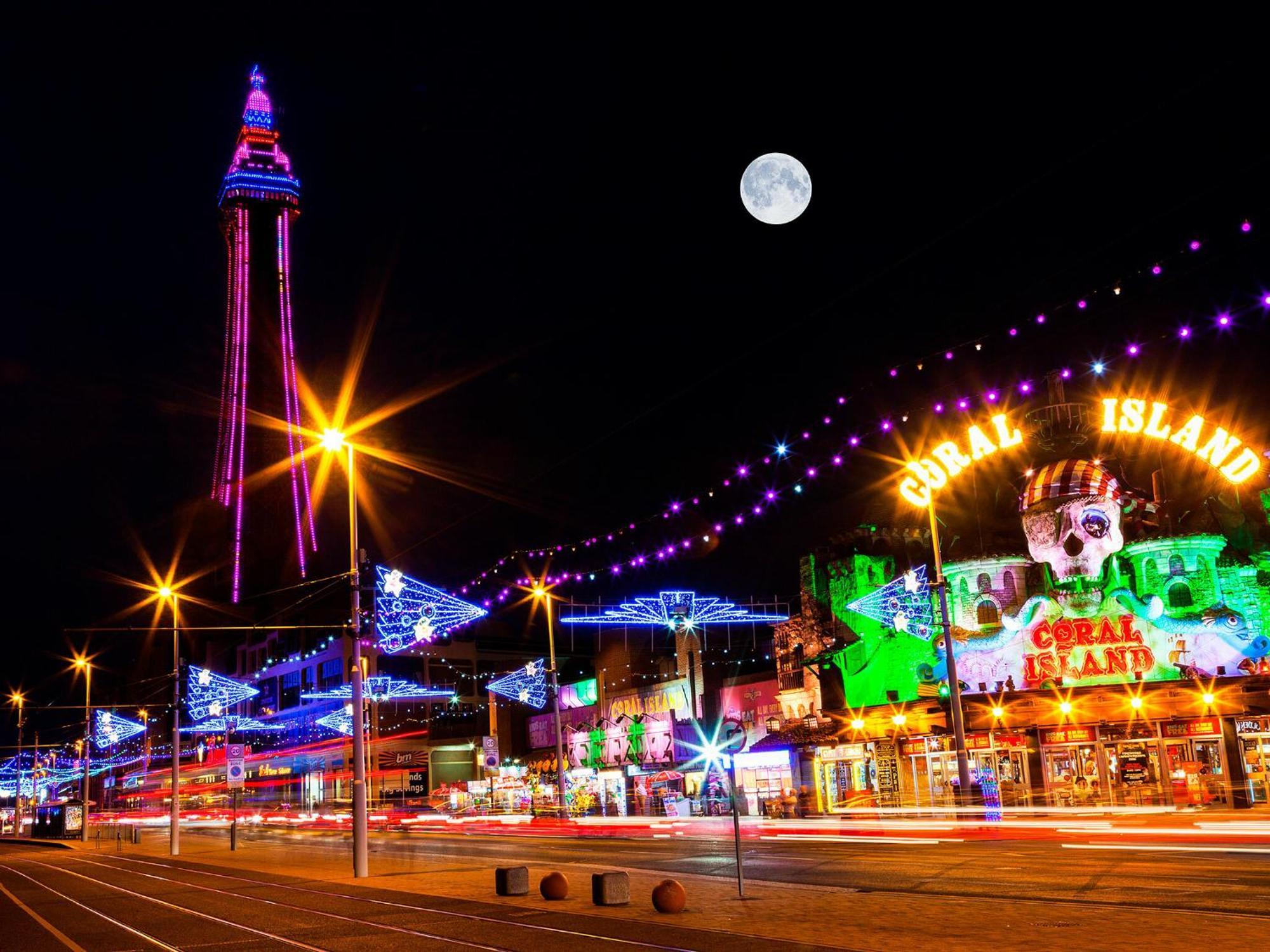 Q - 5* Blackpool
