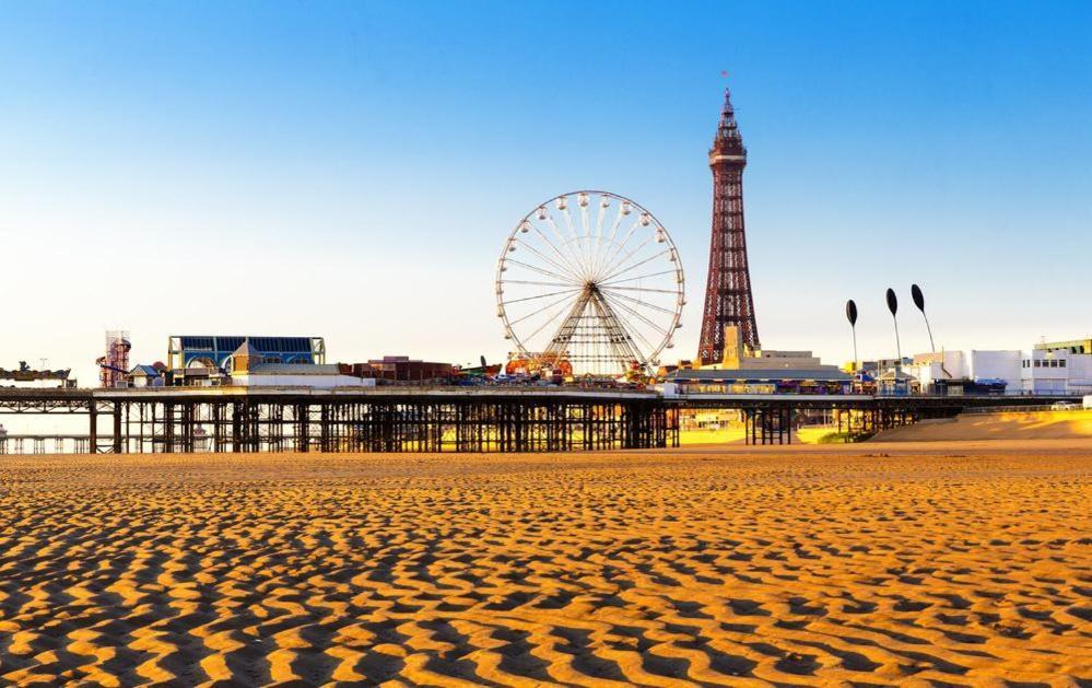 Guest house Q - Blackpool