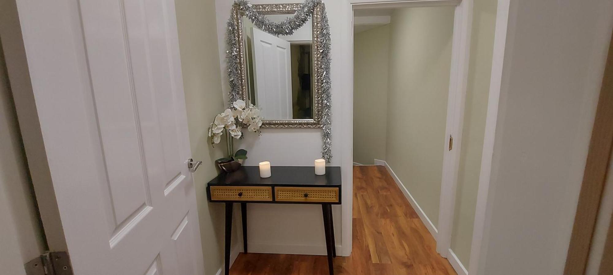 Apartment The Enigma - 2 Master Bedrooms Sleeps 6 *