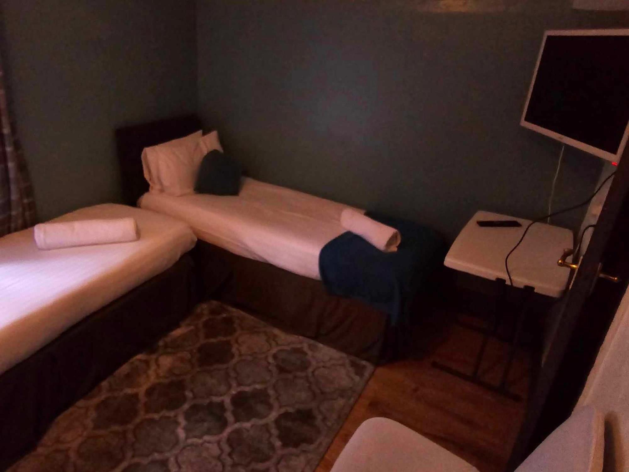 Rose Hotel