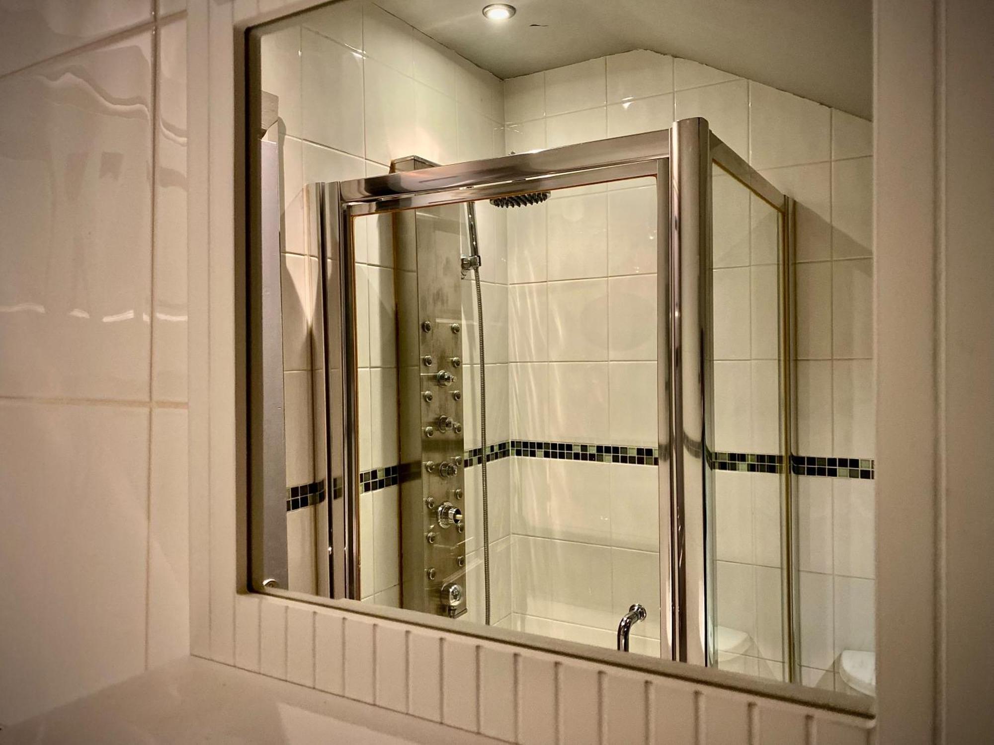 Holiday home Sleeps10-parking-garden-hottub-petfriendly Blackpool