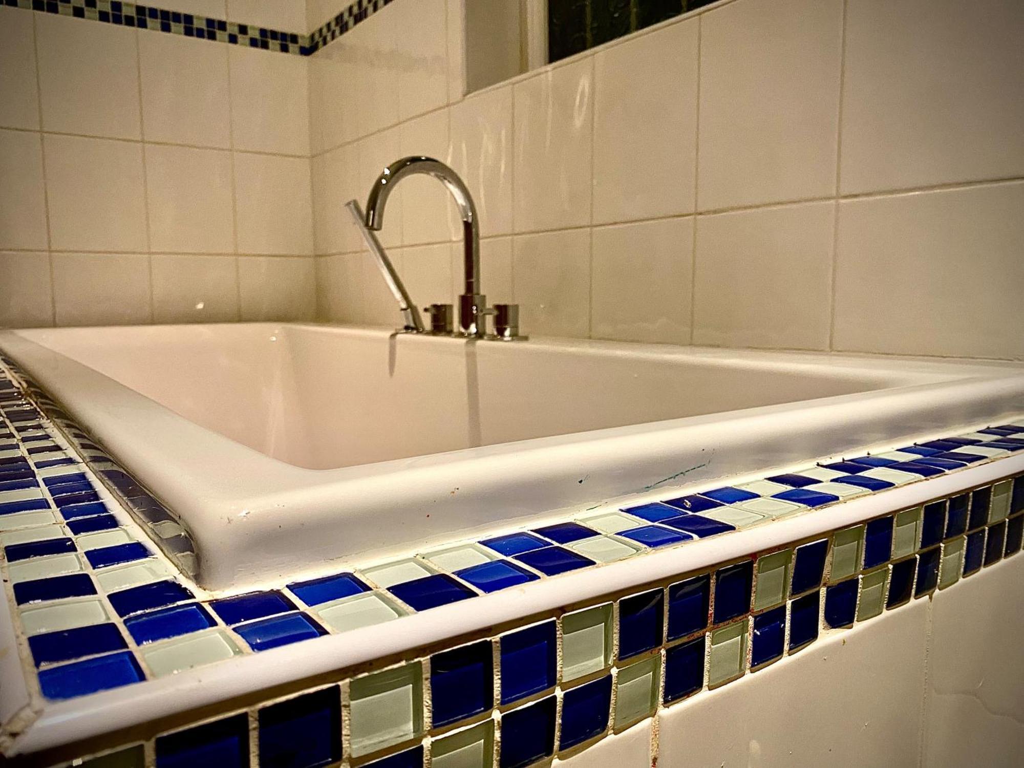 Holiday home Sleeps10-parking-garden-hottub-petfriendly Blackpool