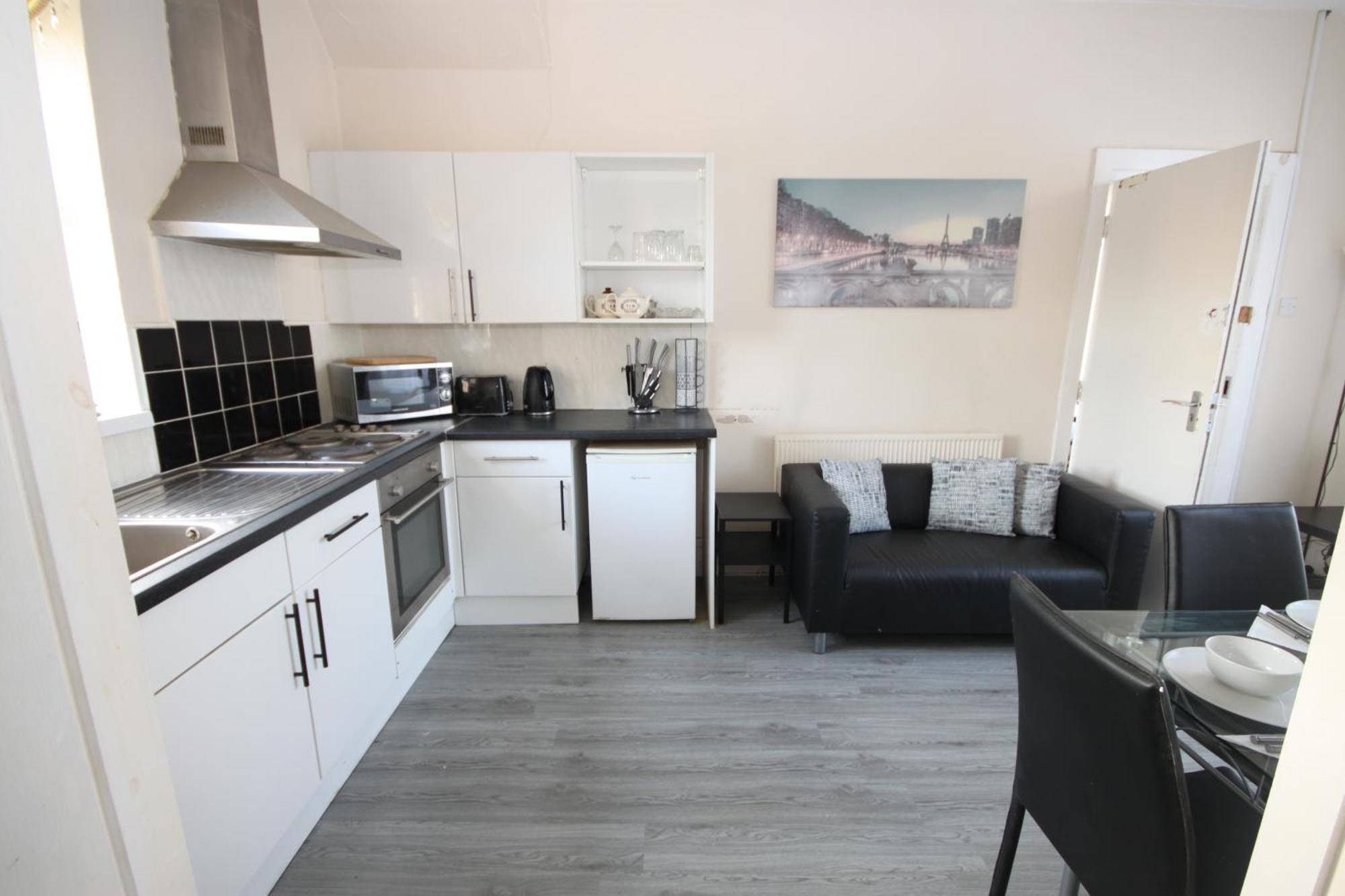 Cosy Casa: Beachfront Promenade Retreat With Free Parking Blackpool