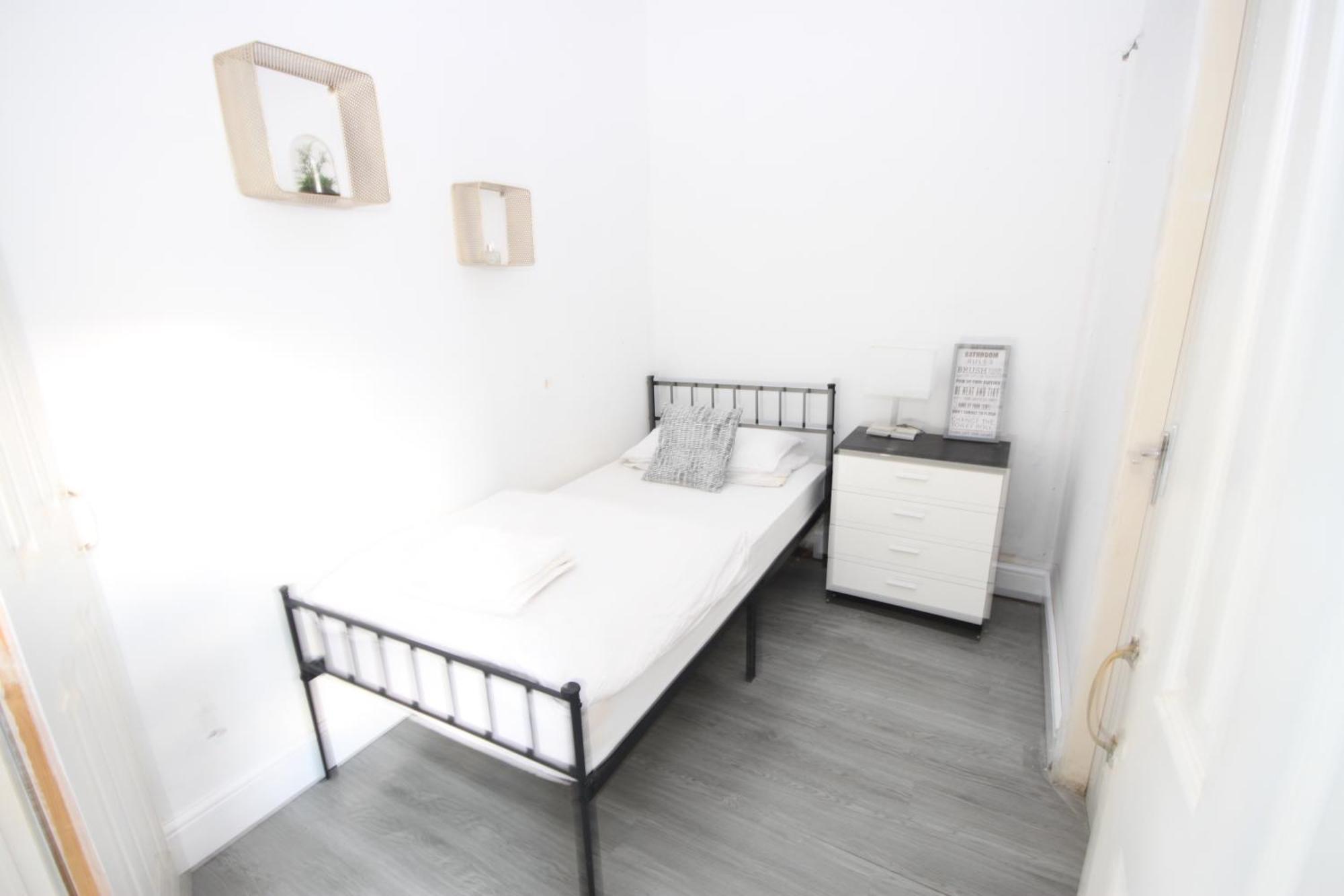 Cosy Casa: Beachfront Promenade Retreat With Free Parking Apartment *
