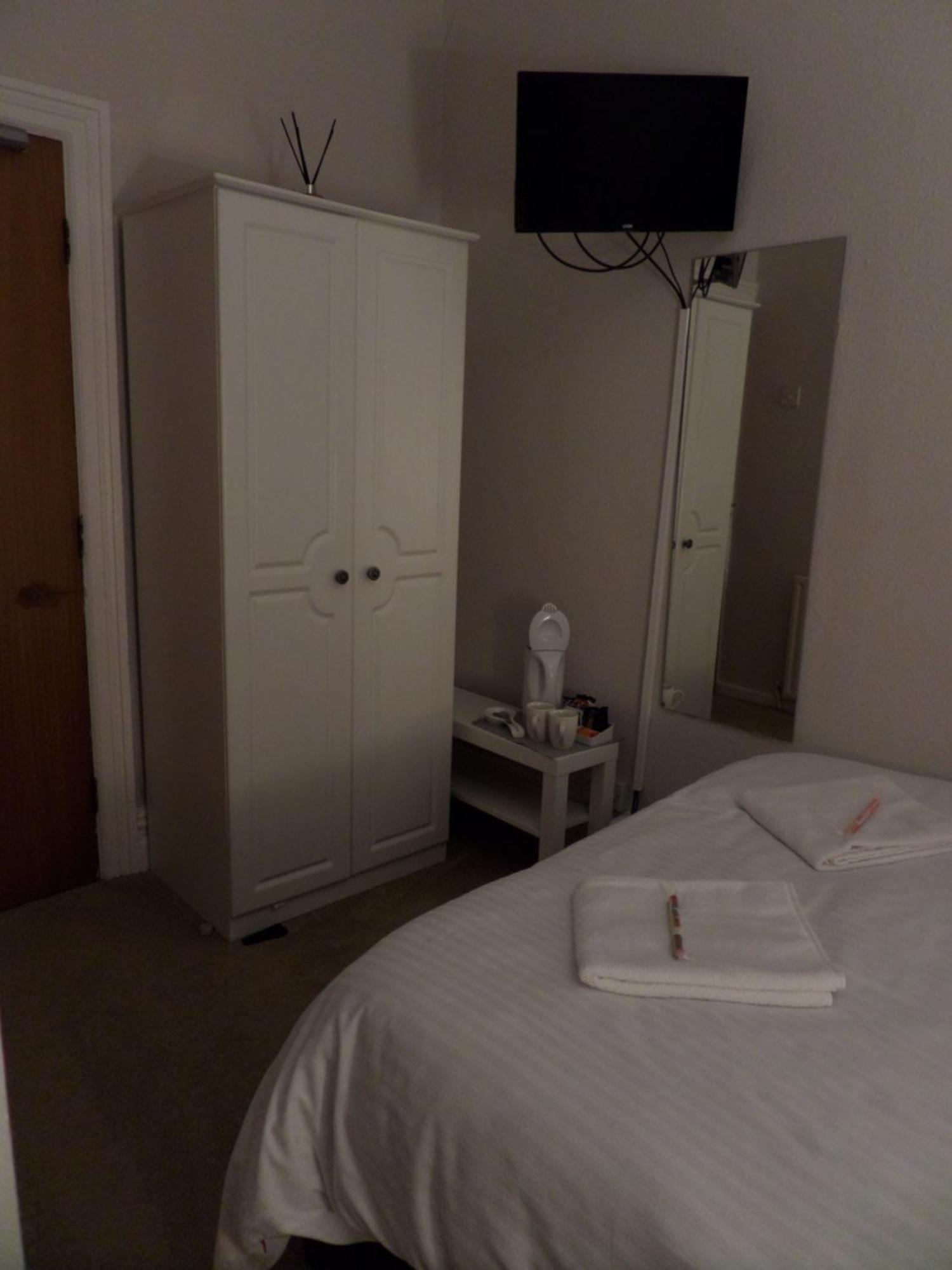Nathans Bed & Breakfast Blackpool