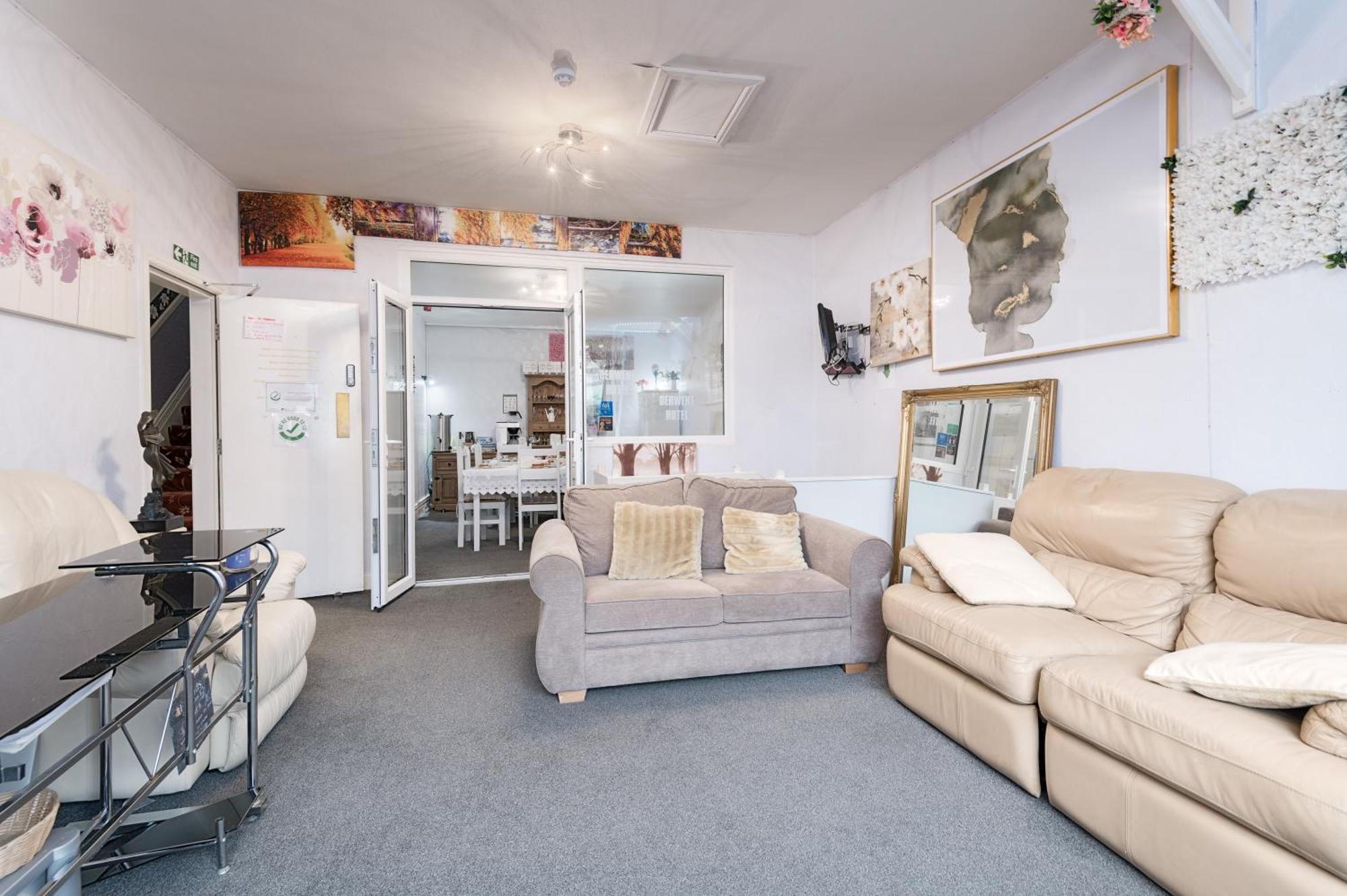 Derwent - Close To & Attractions