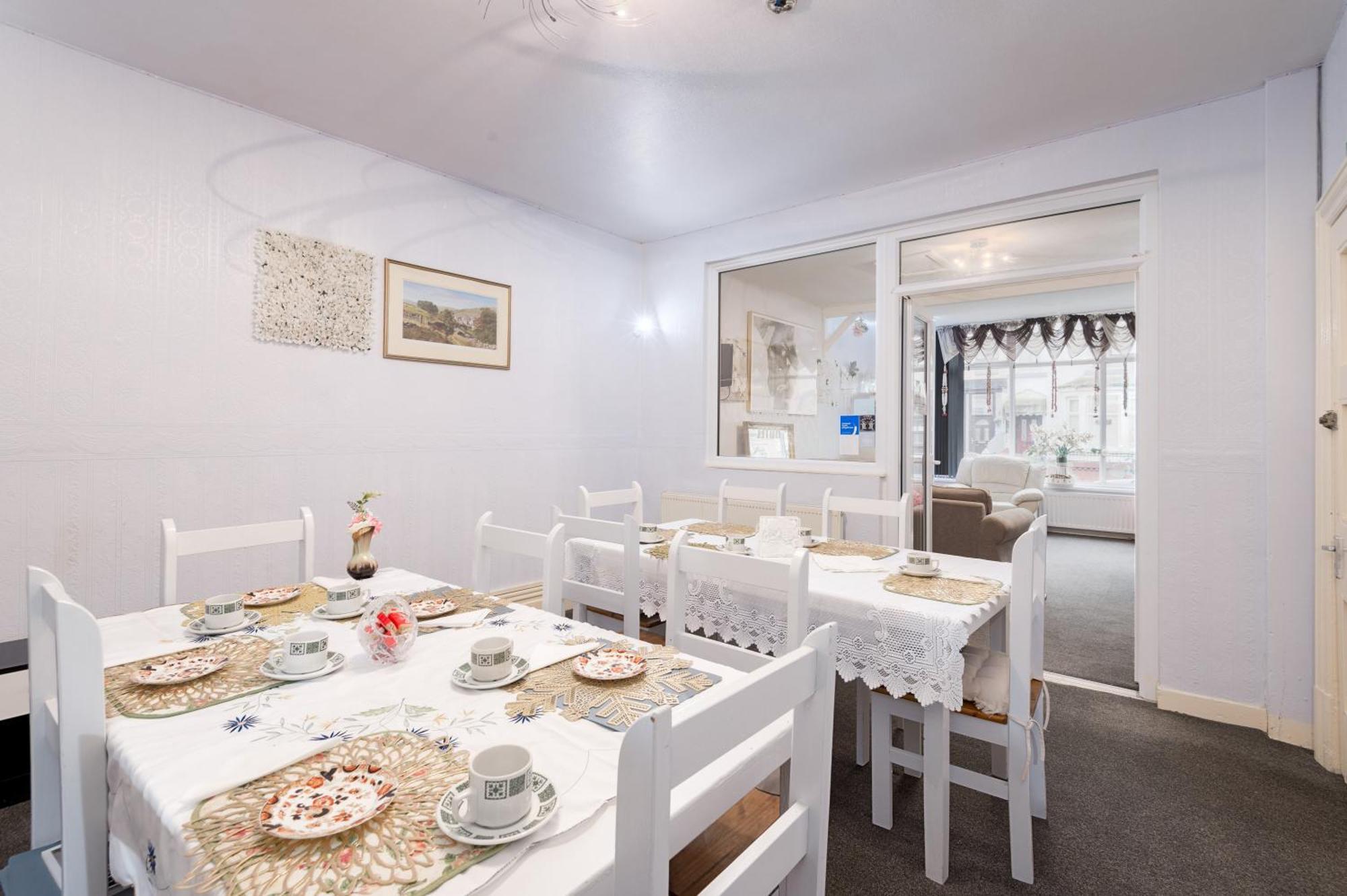 Apartment Derwent - Close To & Attractions
