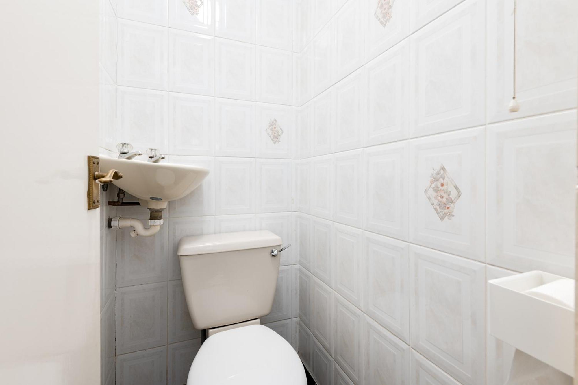 Derwent - Close To & Attractions * Blackpool