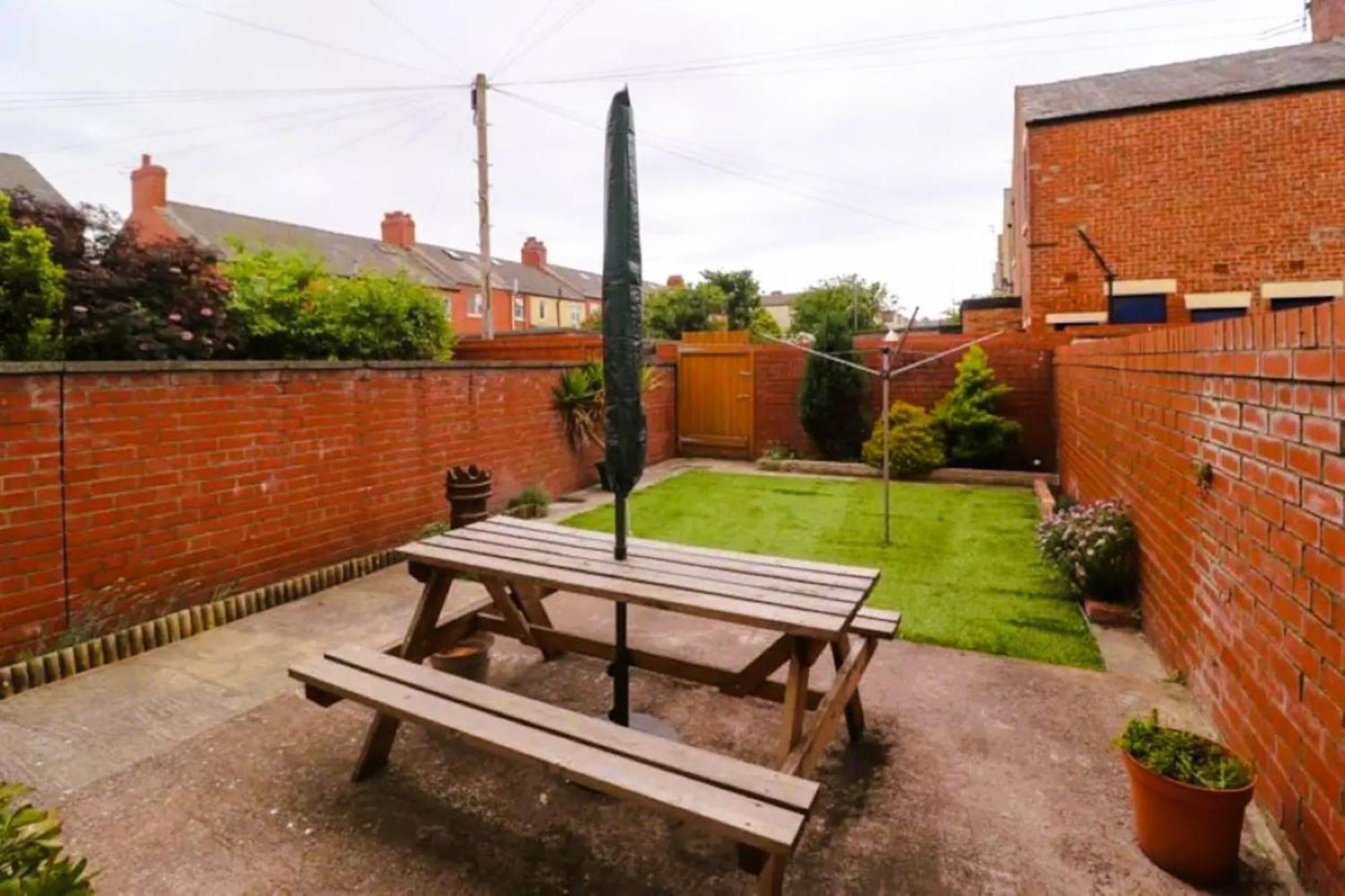 Sherbourne Retreat - 4 Bedroom House In Blackpool