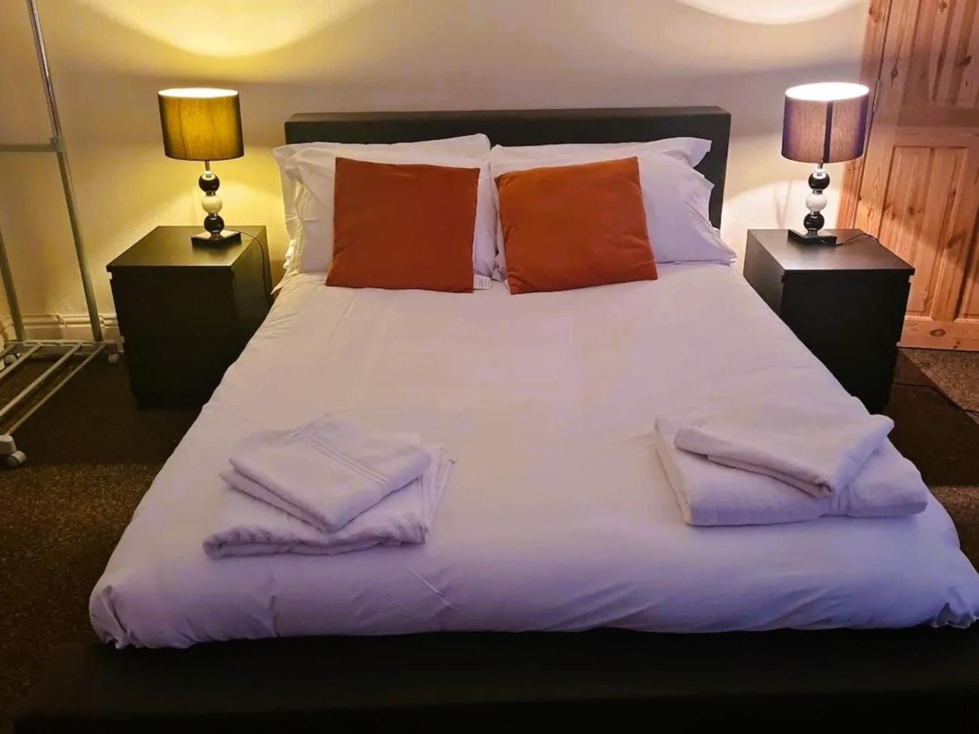 Sherbourne Retreat - 4 Bedroom House In Holiday home Blackpool