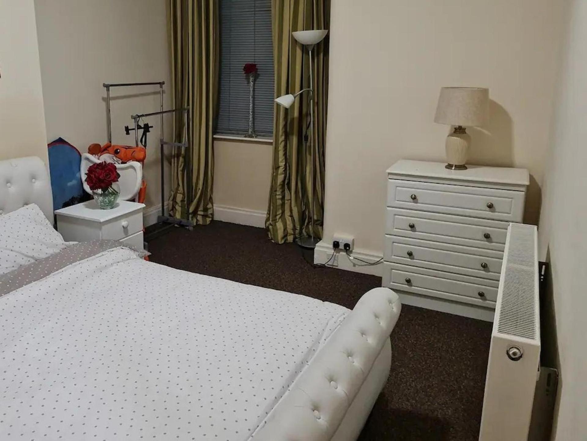 Sherbourne Retreat - 4 Bedroom House In Blackpool