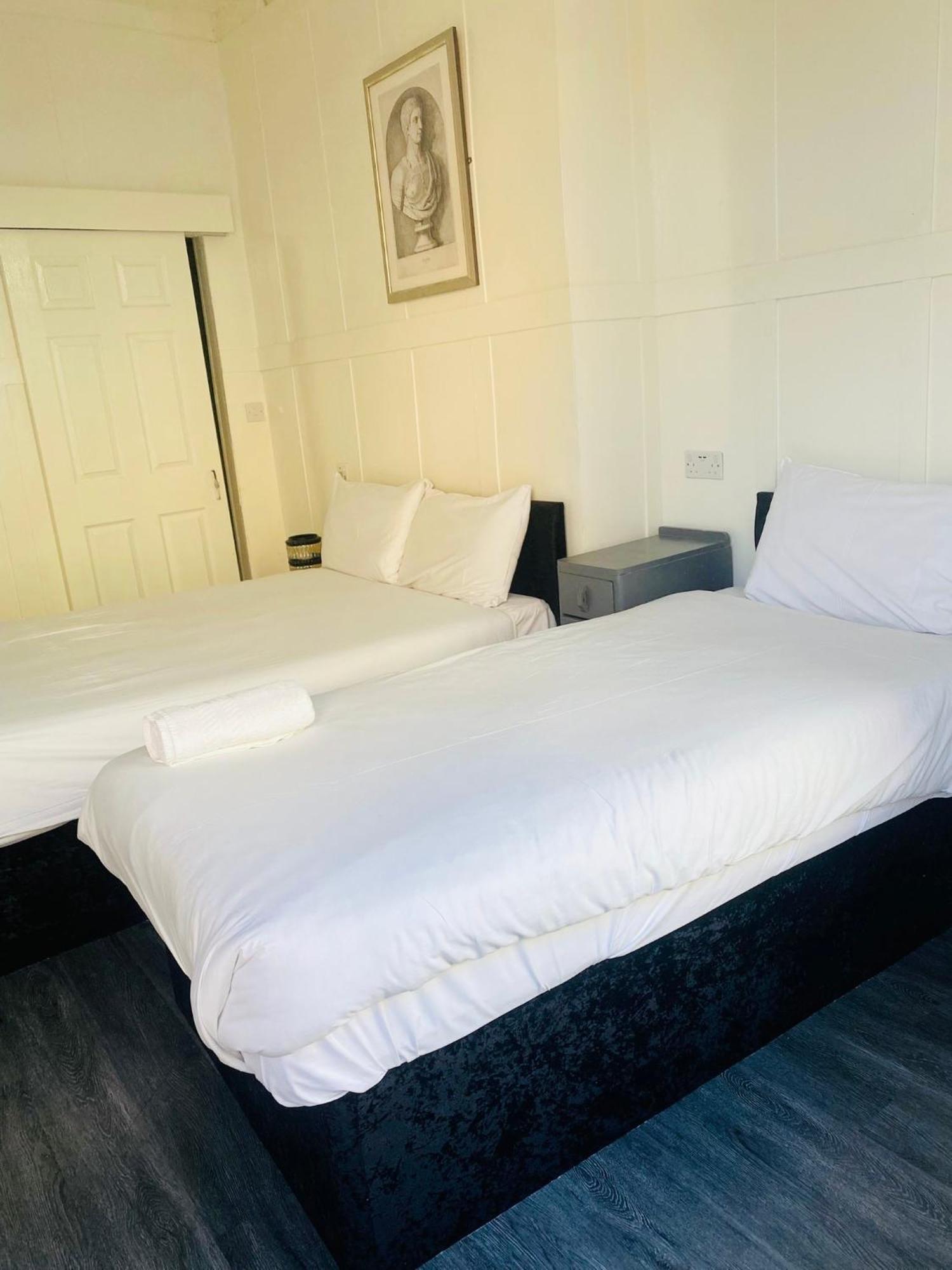 Elmora House Guest house