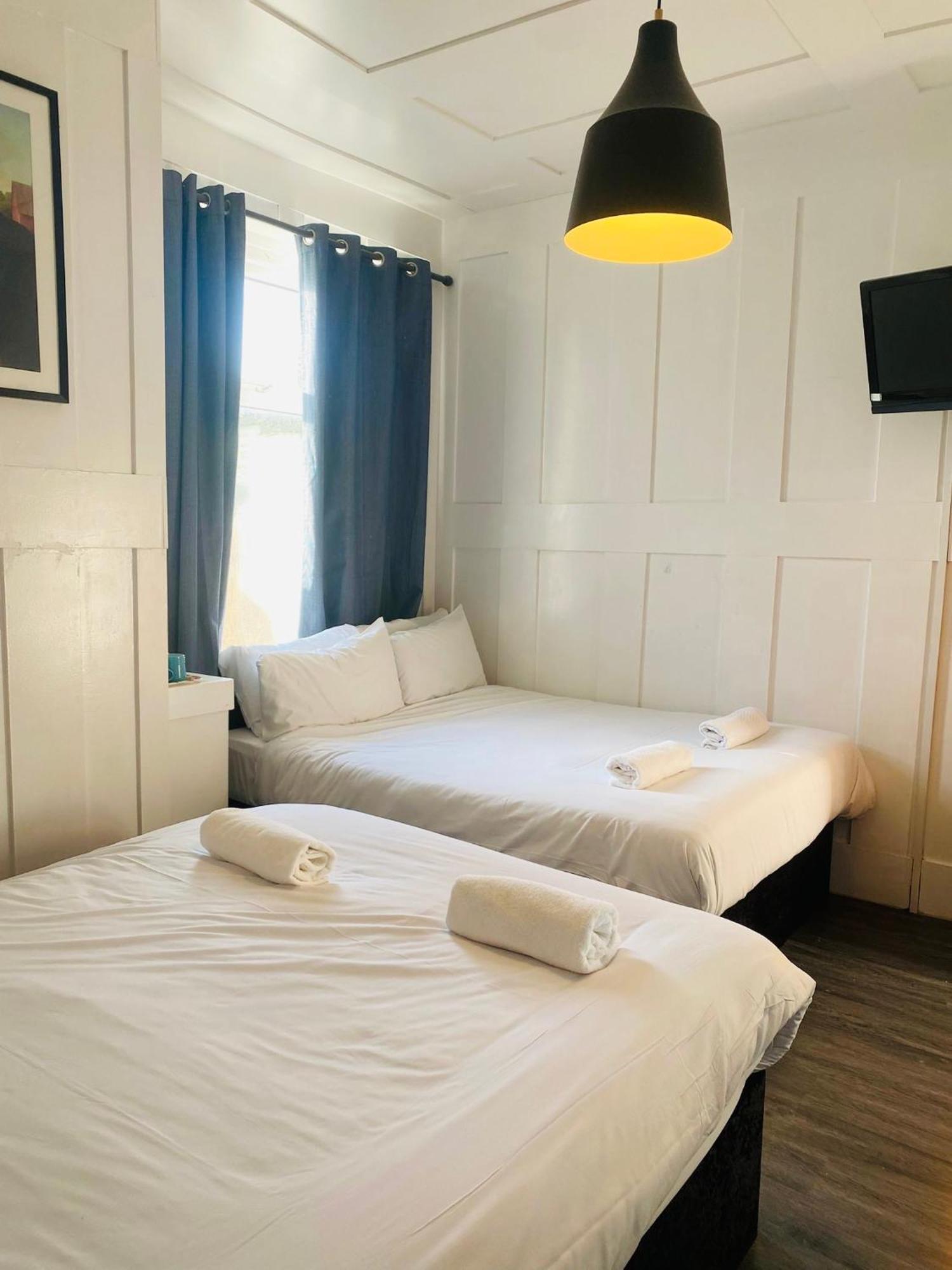 Elmora House Guest house *