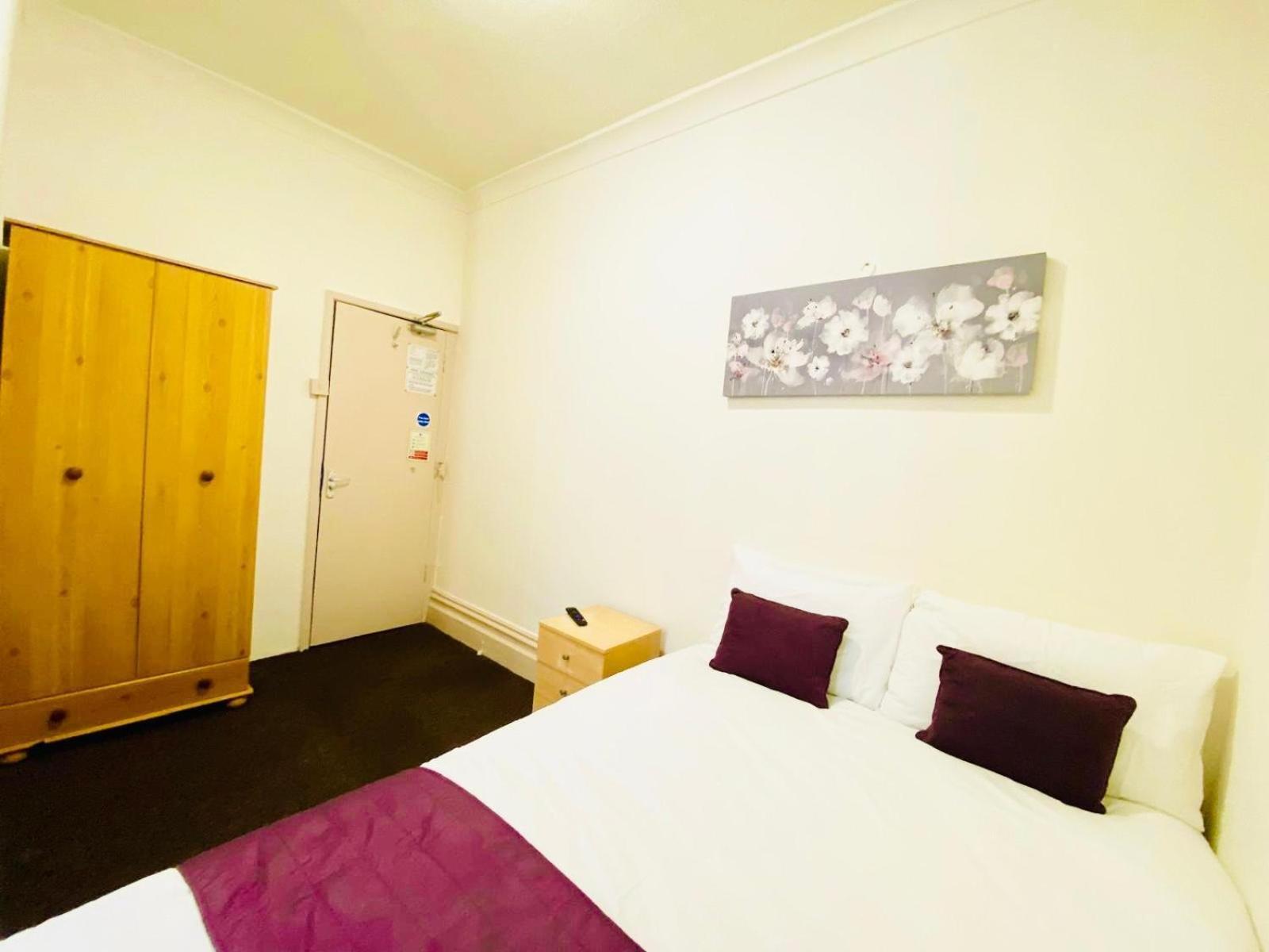 Hotel - Great Location, Comfortable Beds 4*