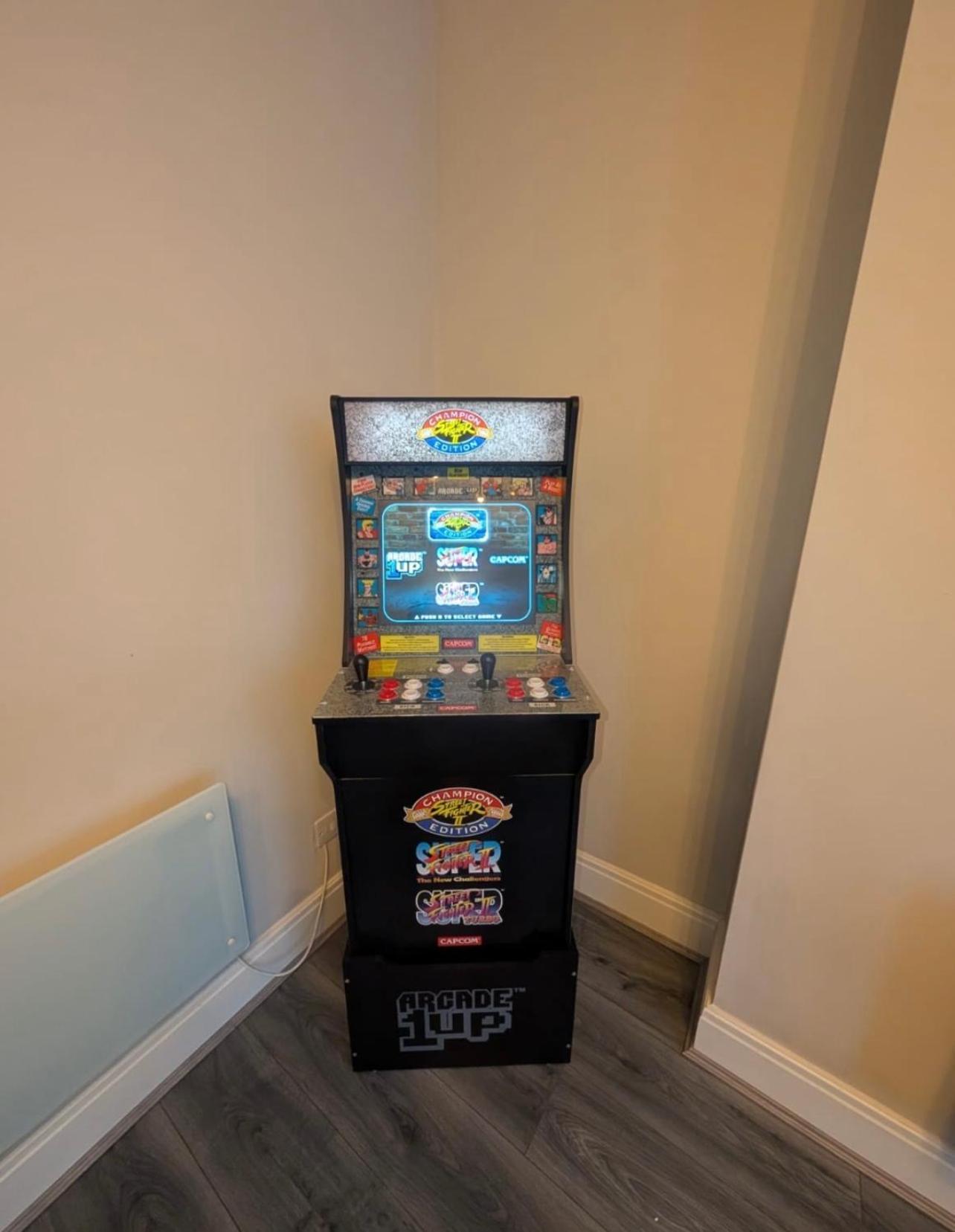 Withnell - One - Ground Floor - Retro Gaming Machine Apartment *