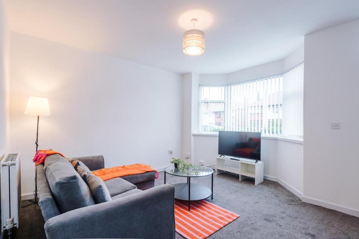 Penrose House-cozy Comfy Retreat * Blackpool