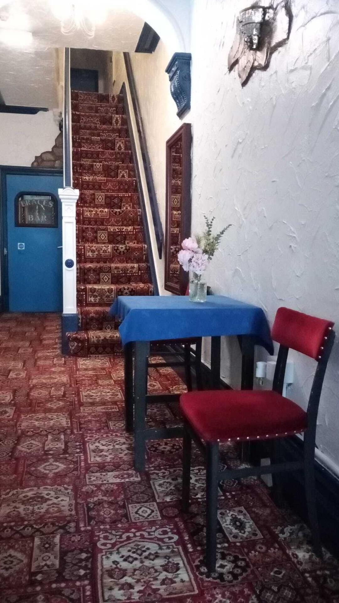 - Great Location, Comfortable Beds Hotel 4*