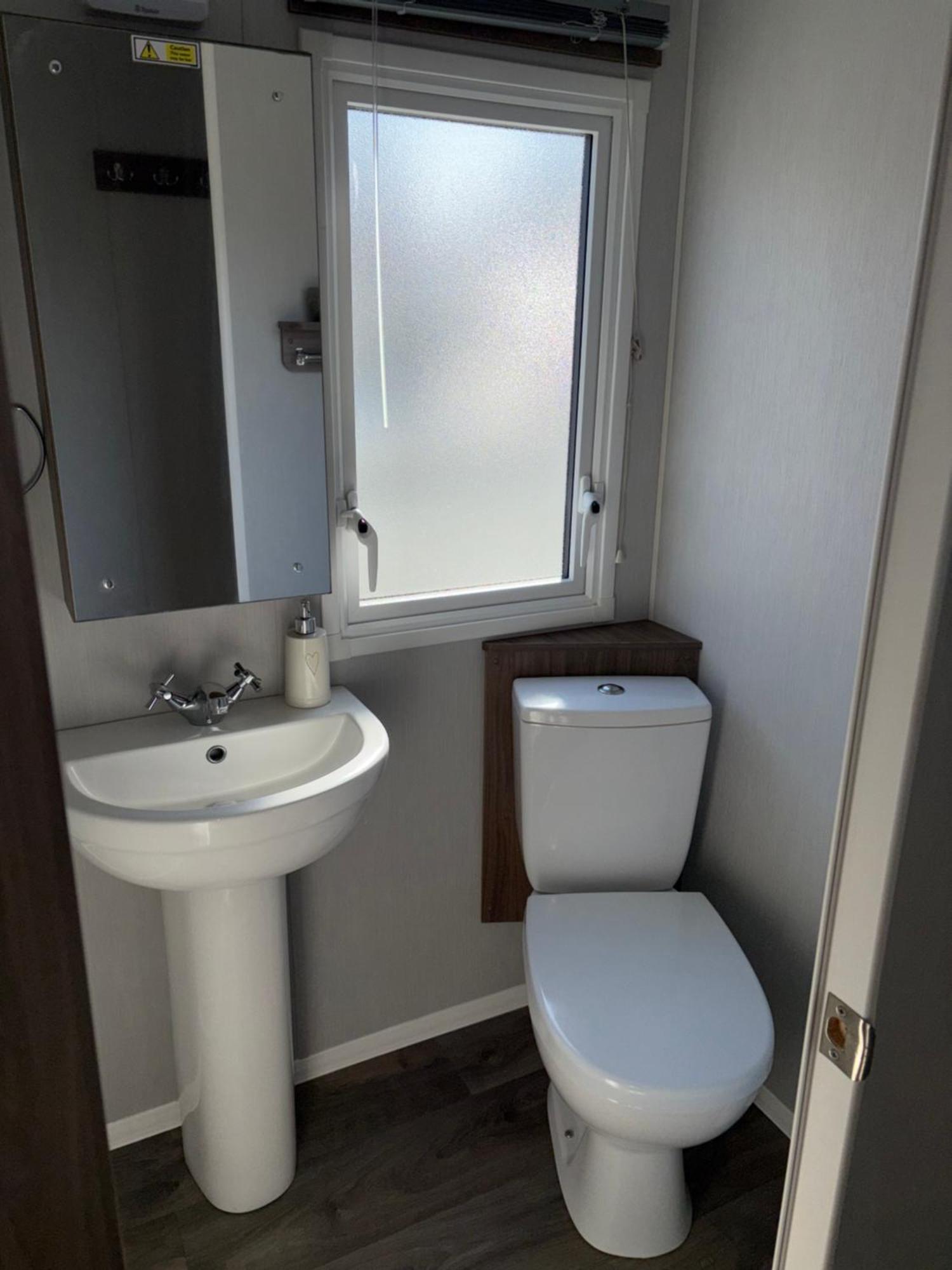Mccanns Caravan Marton Mere * Blackpool