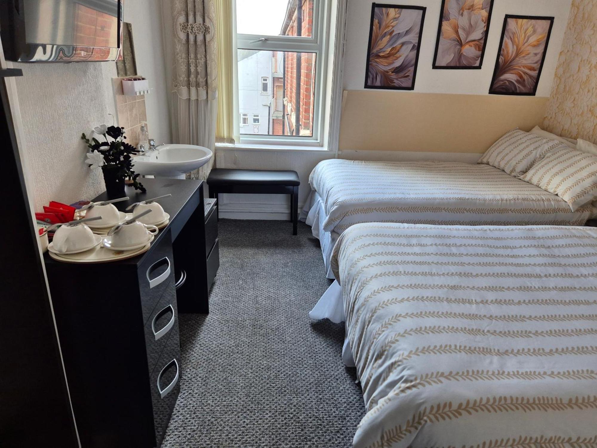 Hotel Glendor *