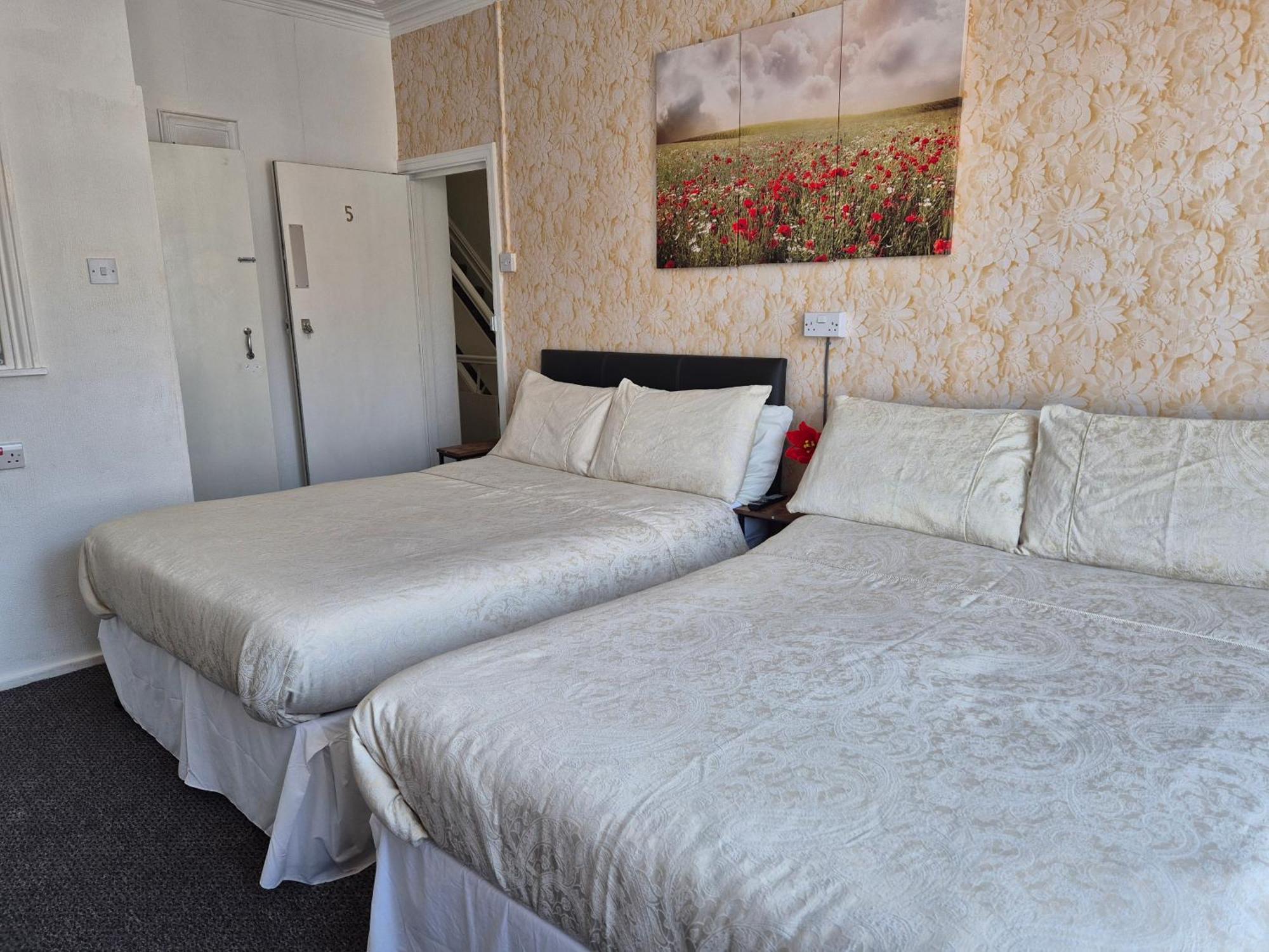 Glendor Hotel