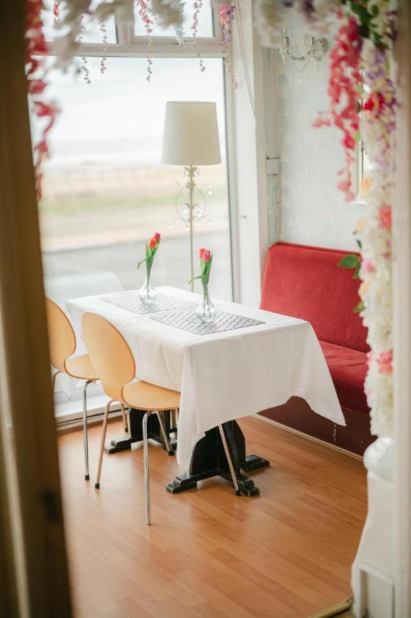 The Beachfront Guest house Blackpool