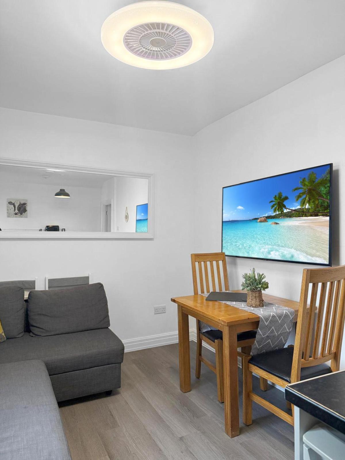 Apartment Granada Queen's Promenade Blackpool