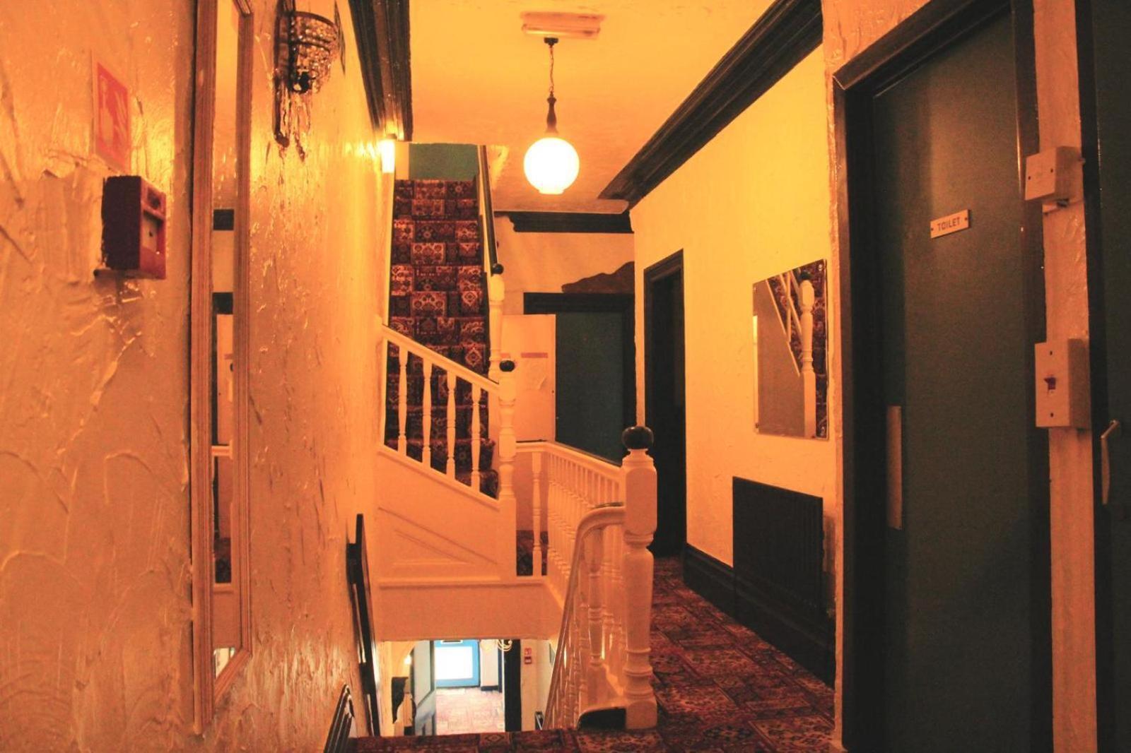 - Great Location, Comfortable Beds