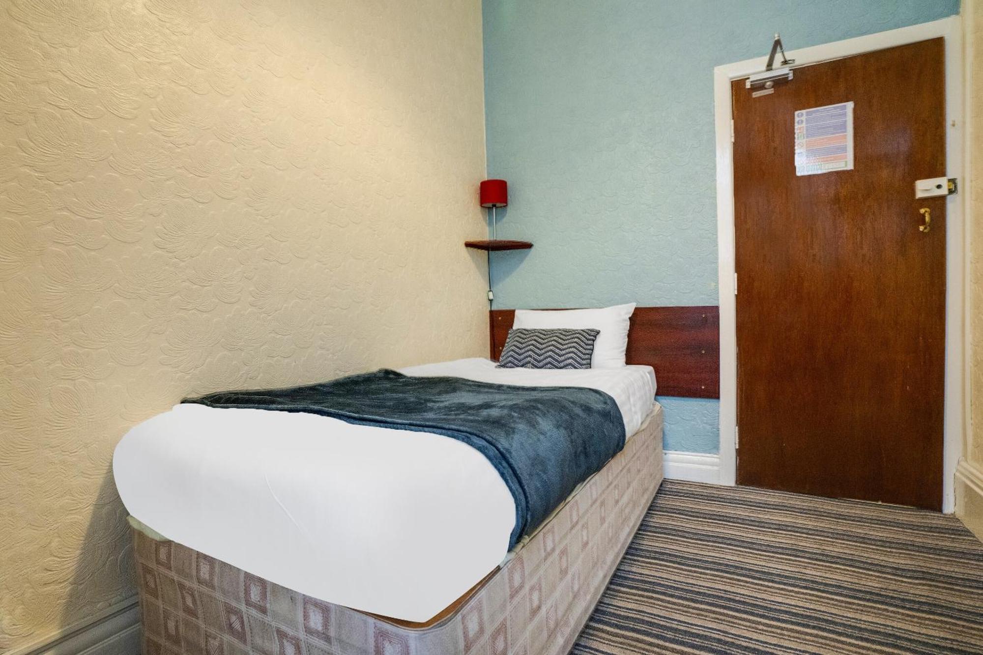 St Kildas, Hotel