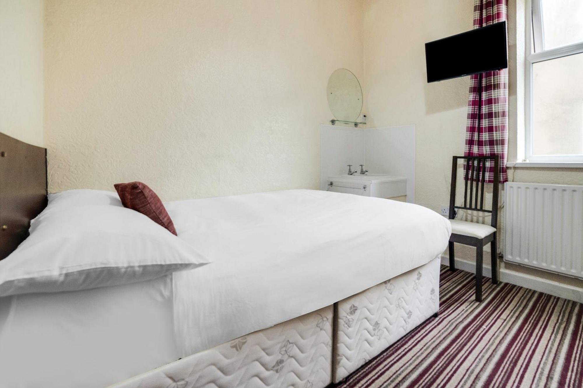 Hotel St Kildas, 3*