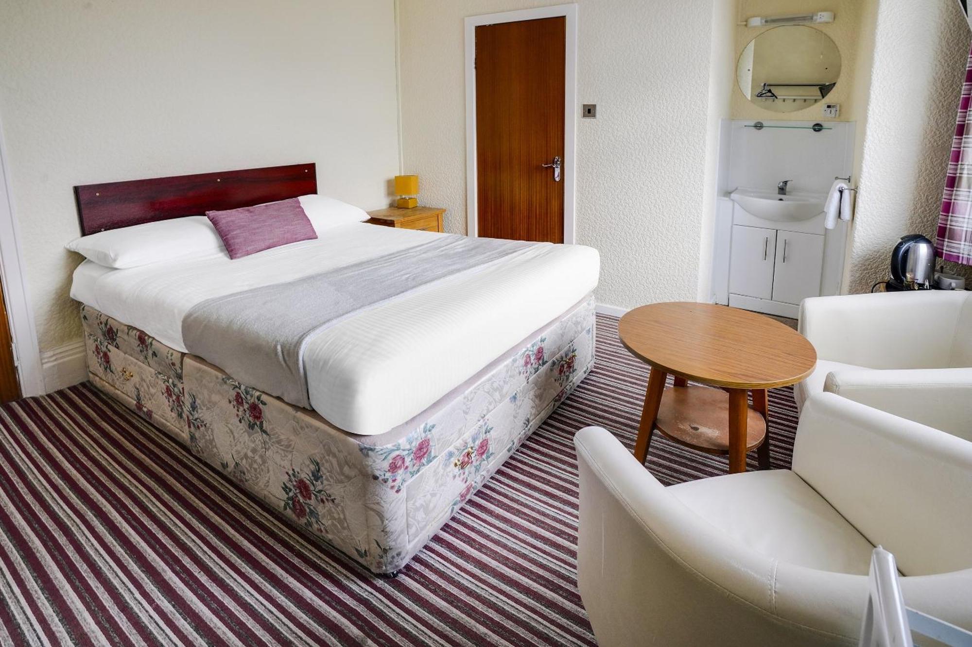 St Kildas, 3* Blackpool