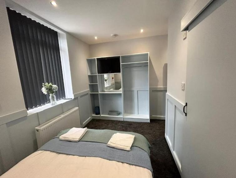 Full Private House Sleeping 26 Blackpool