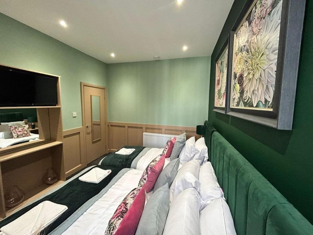 Holiday home Full Private House Sleeping 26