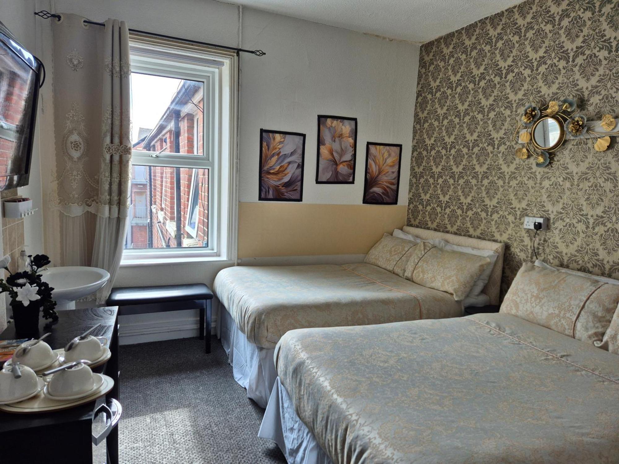Glendor Hotel