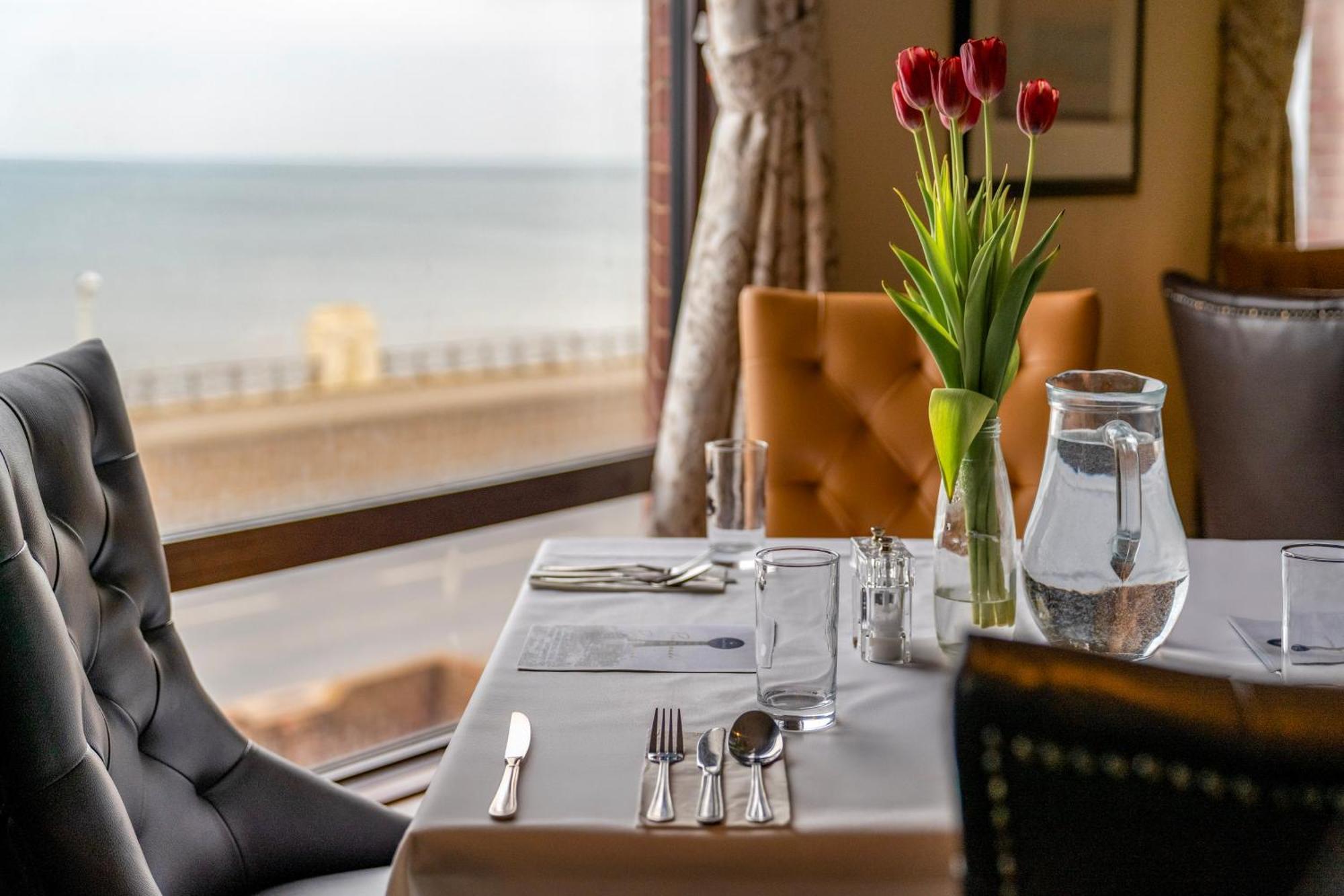 Grand 4* Blackpool