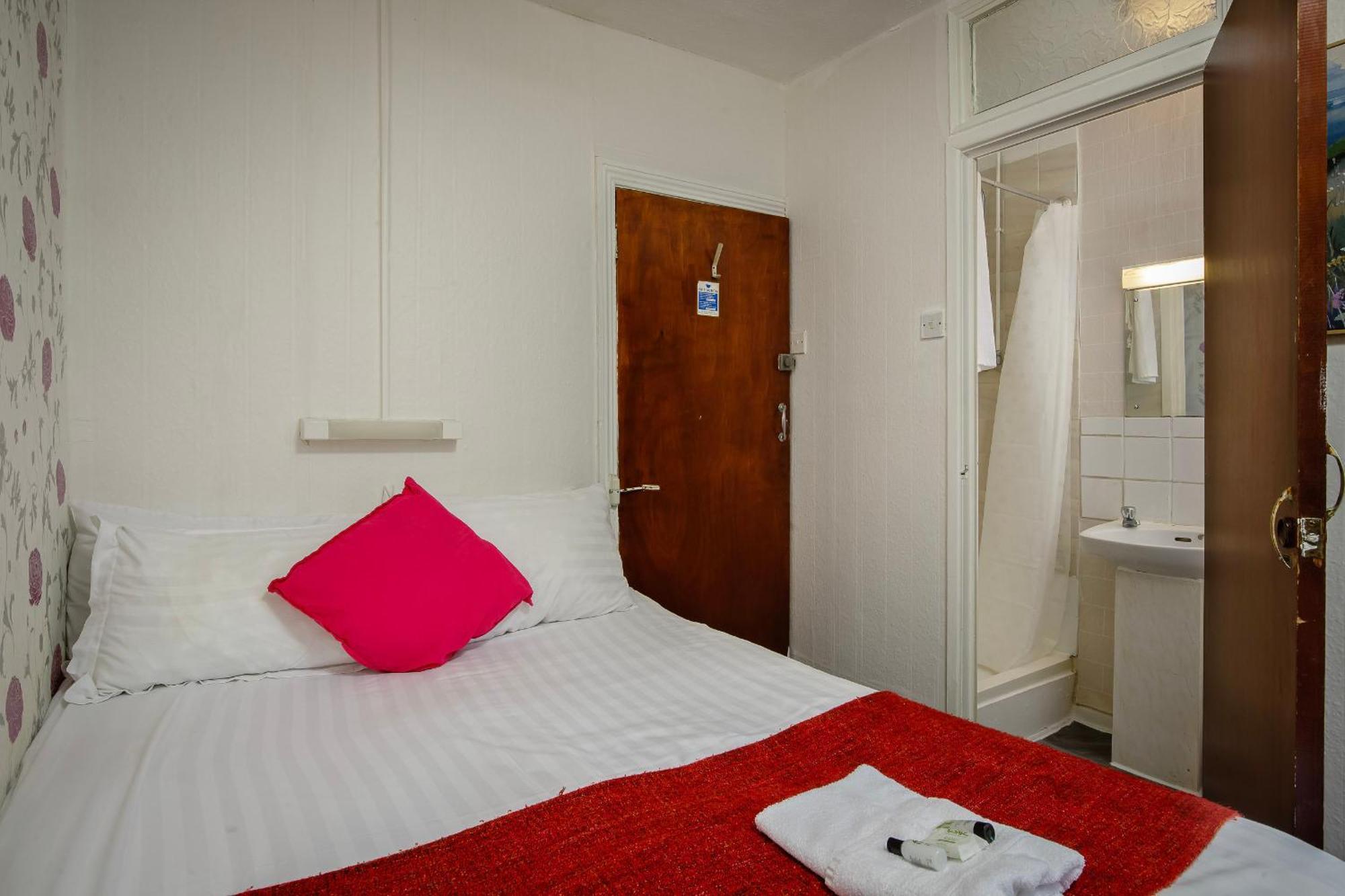 Guest house The Beachfront Blackpool
