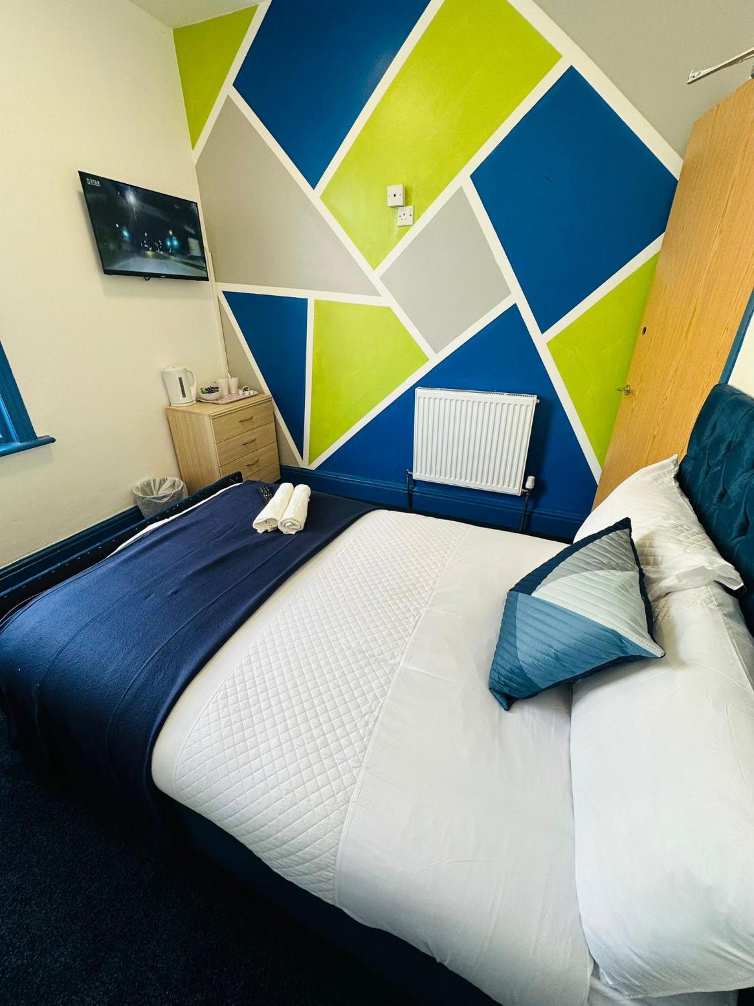 Elite Hotel 3*