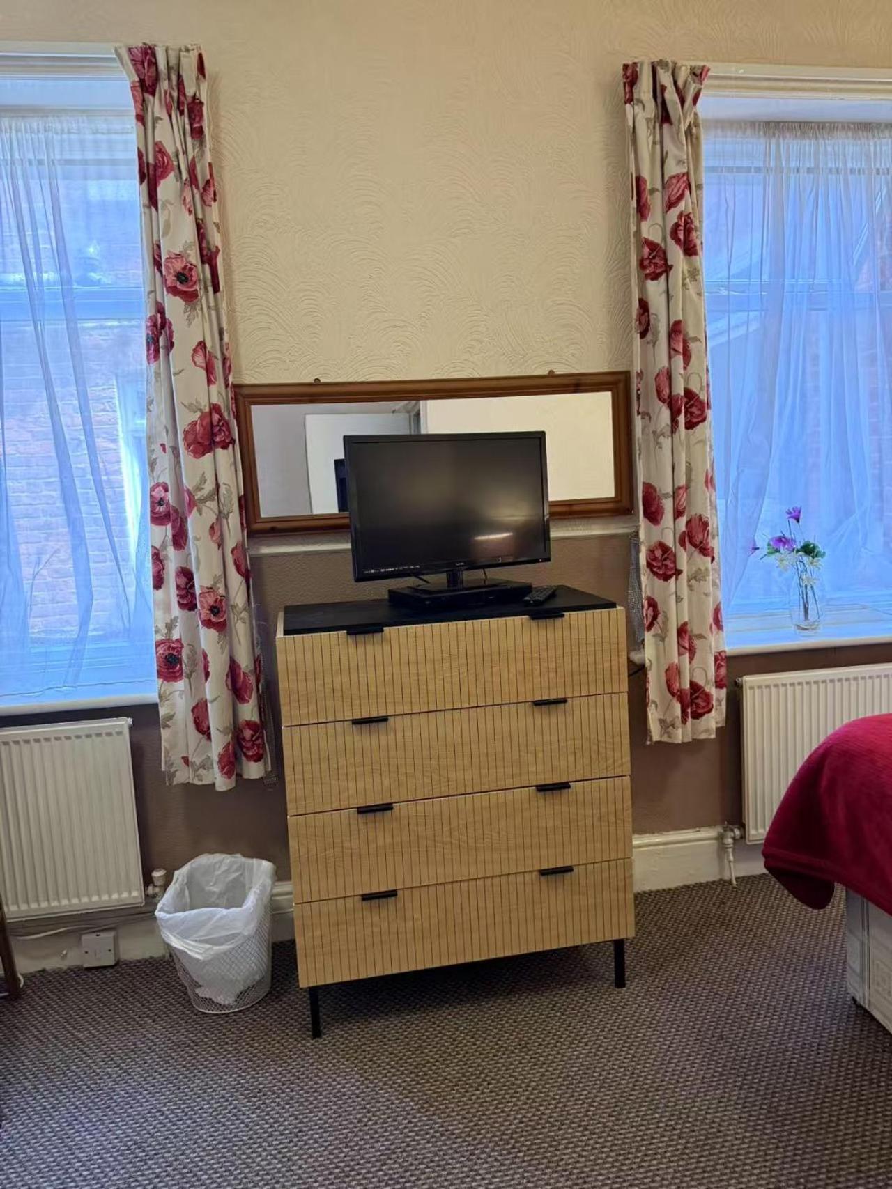 Guest house The Aberford 3*