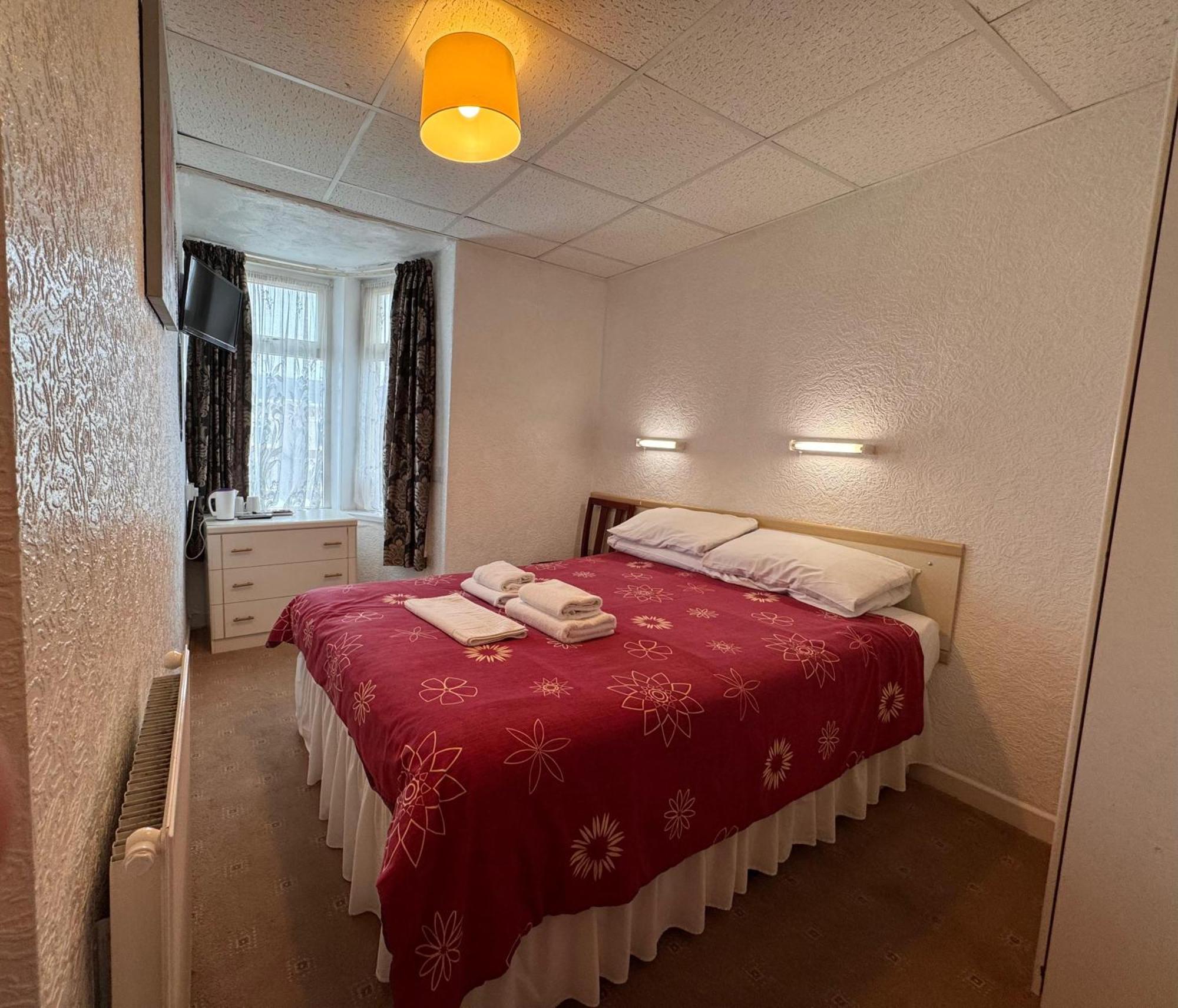 Oyo Delton Pleasure Hotel 4*