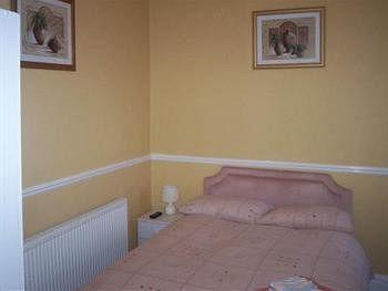 Bedmond Apartment