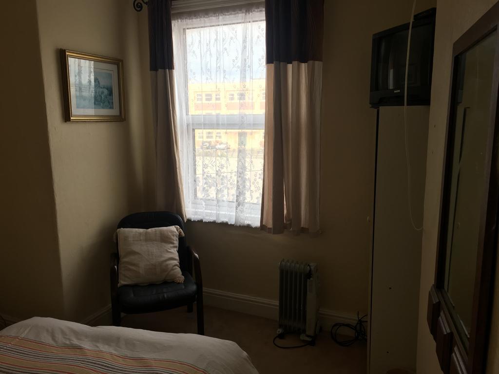 Guest house Crossways Guest House 3*
