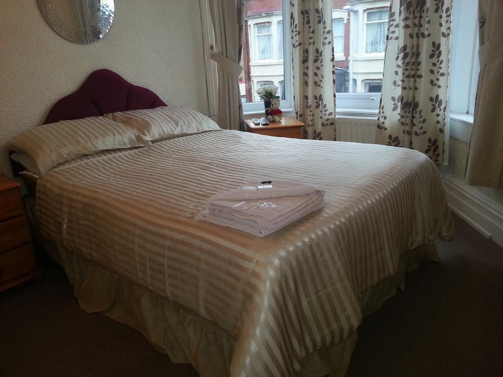Bed & Breakfast Lynwood Blackpool